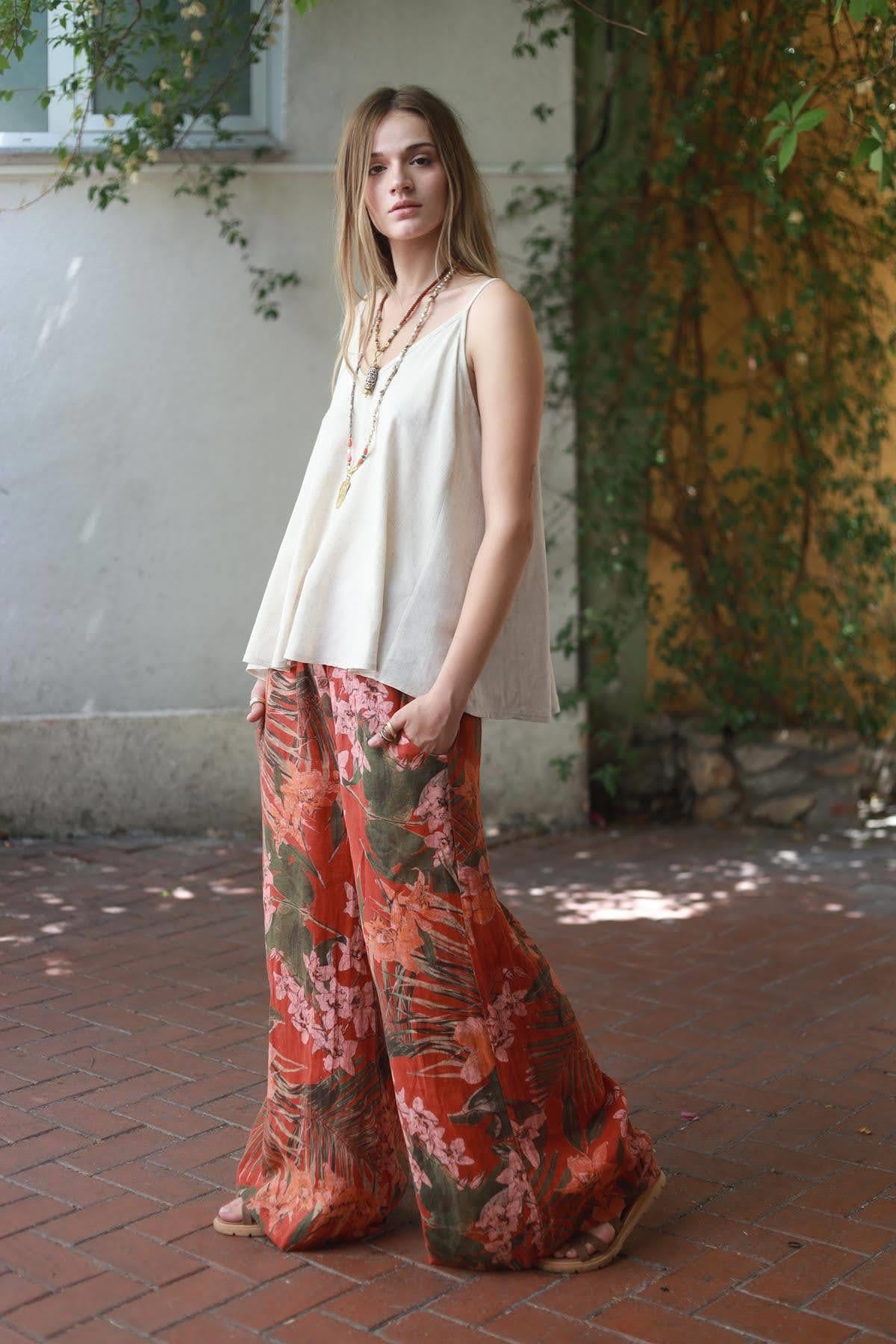 Kiremit Rengi Çiçek Desenli Beli Lastikli Asena Pantolon