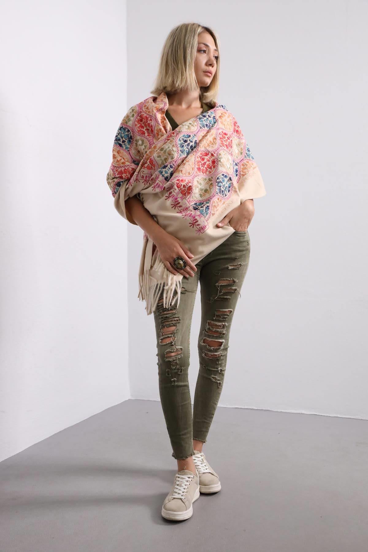  Camel Rengi İşlemeli Kaşmir Şal