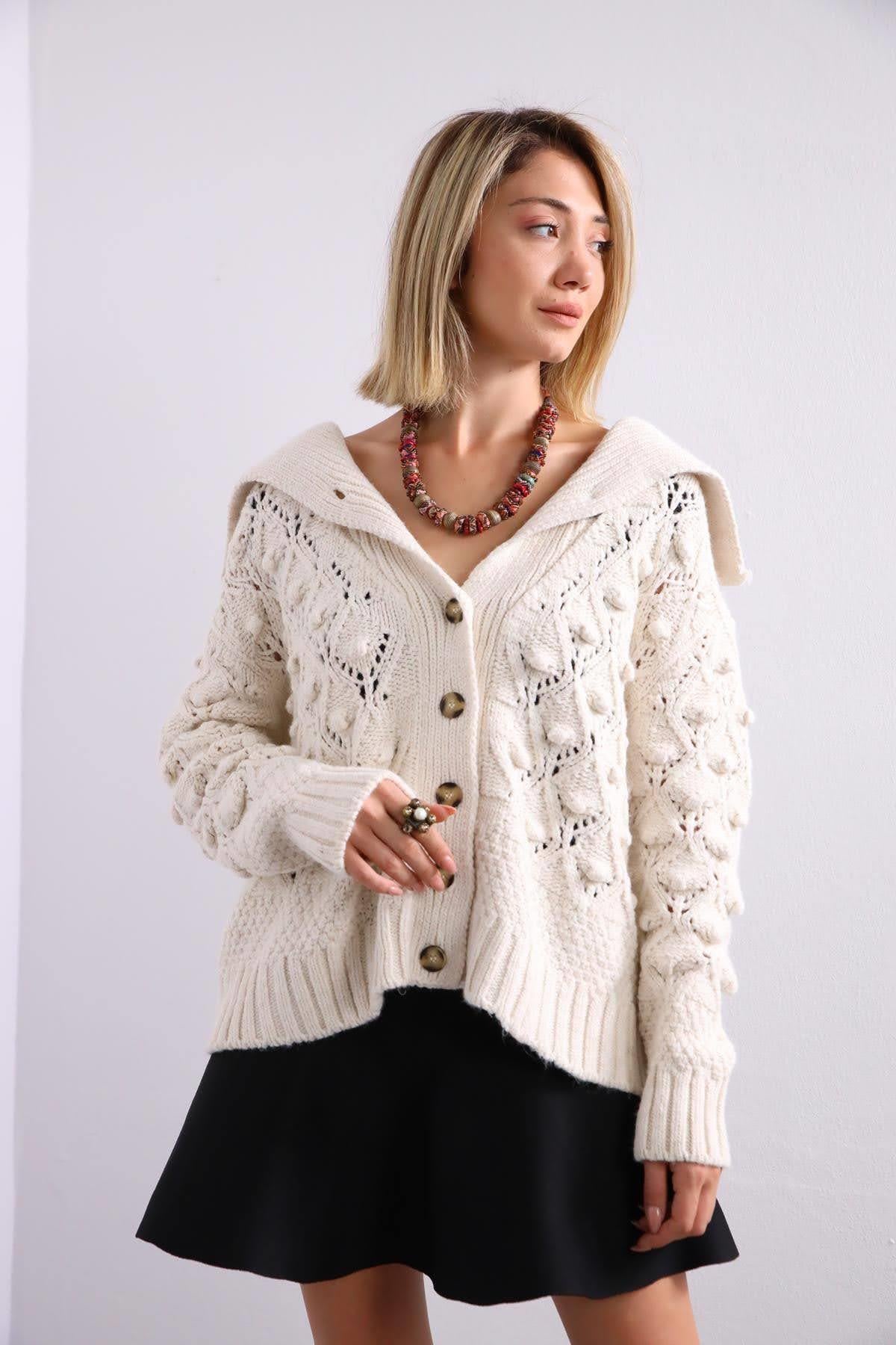 Ekru Büyük Yakalı Örgü Hırka - Şaman Butik Ekru Büyük Yakalı Örgü Hırka