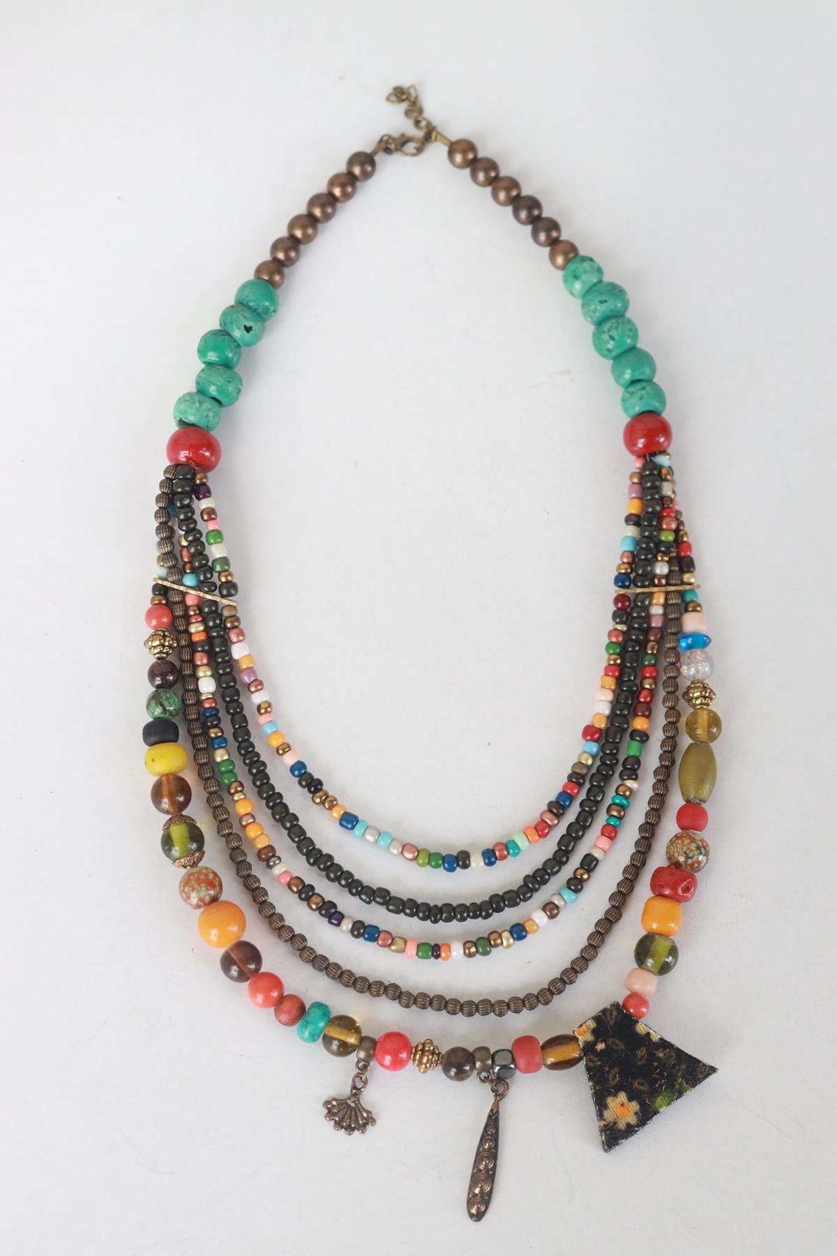 Çiçekli Kumaş Detaylı Tasarım Çoklu Kolye