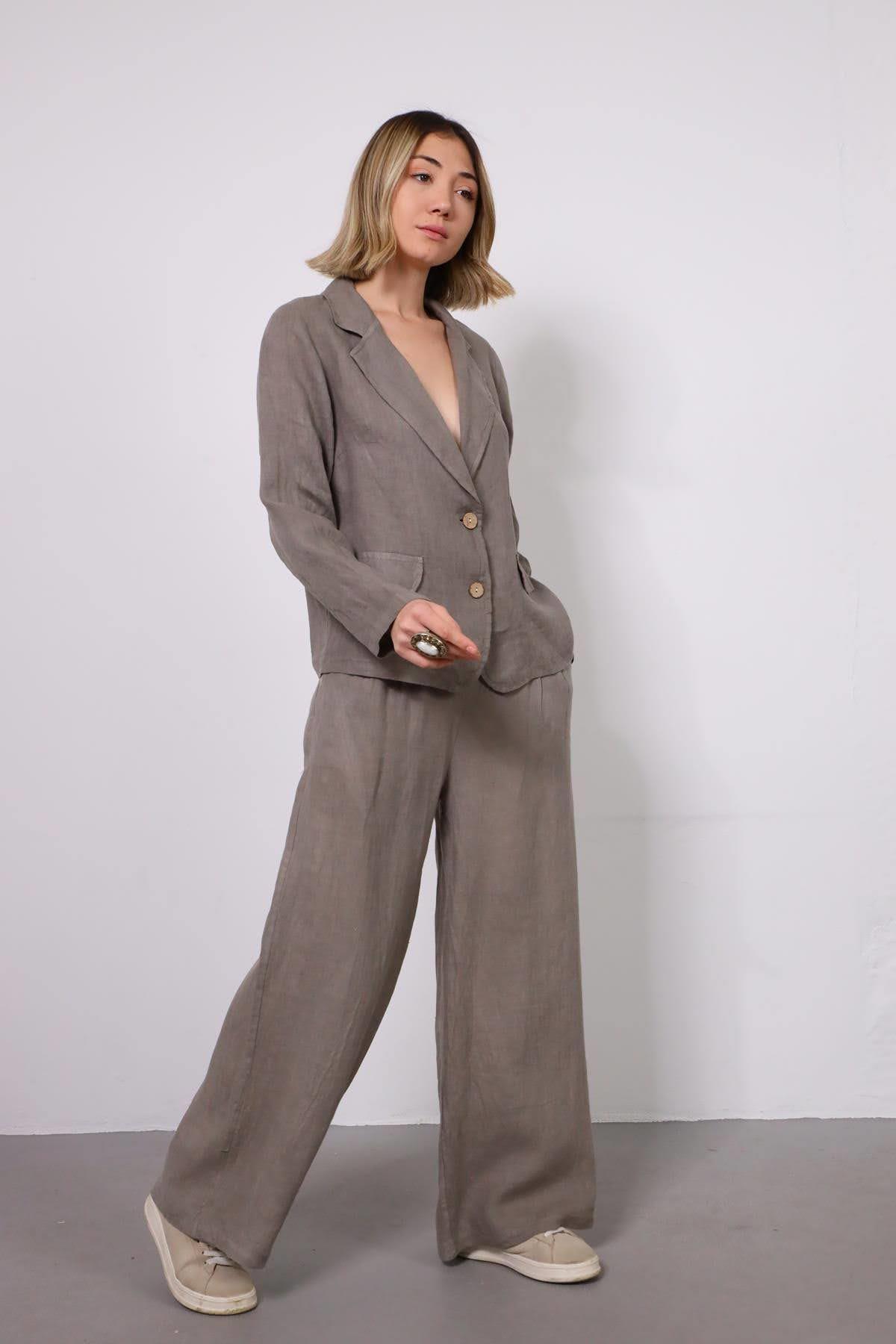 Vizon Rengi Beli Pileli Pantolon Ceket Takım - Şaman Butik Vizon Rengi Beli Pileli Pantolon Ceket Takım