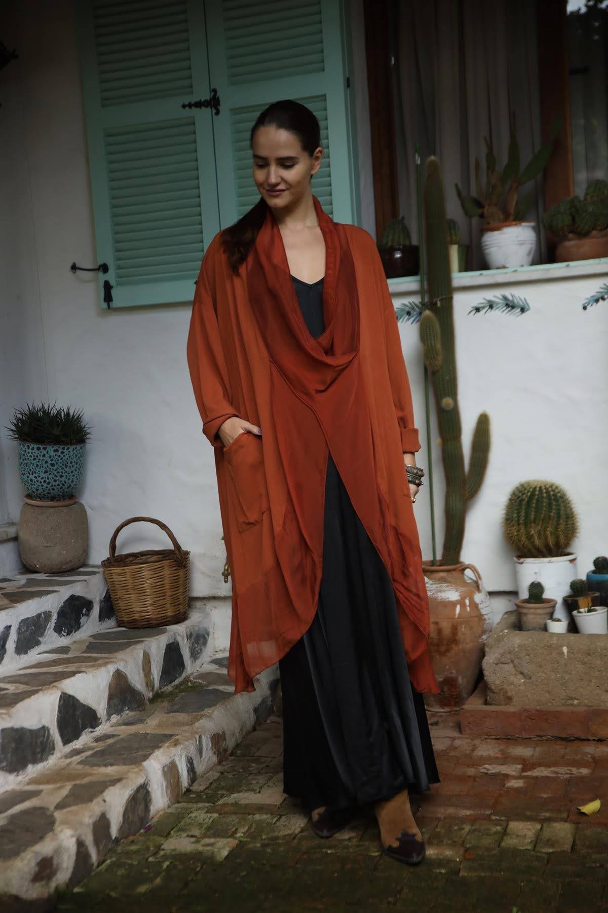 Kiremit Rengi İpek Yaka Judith Tunik