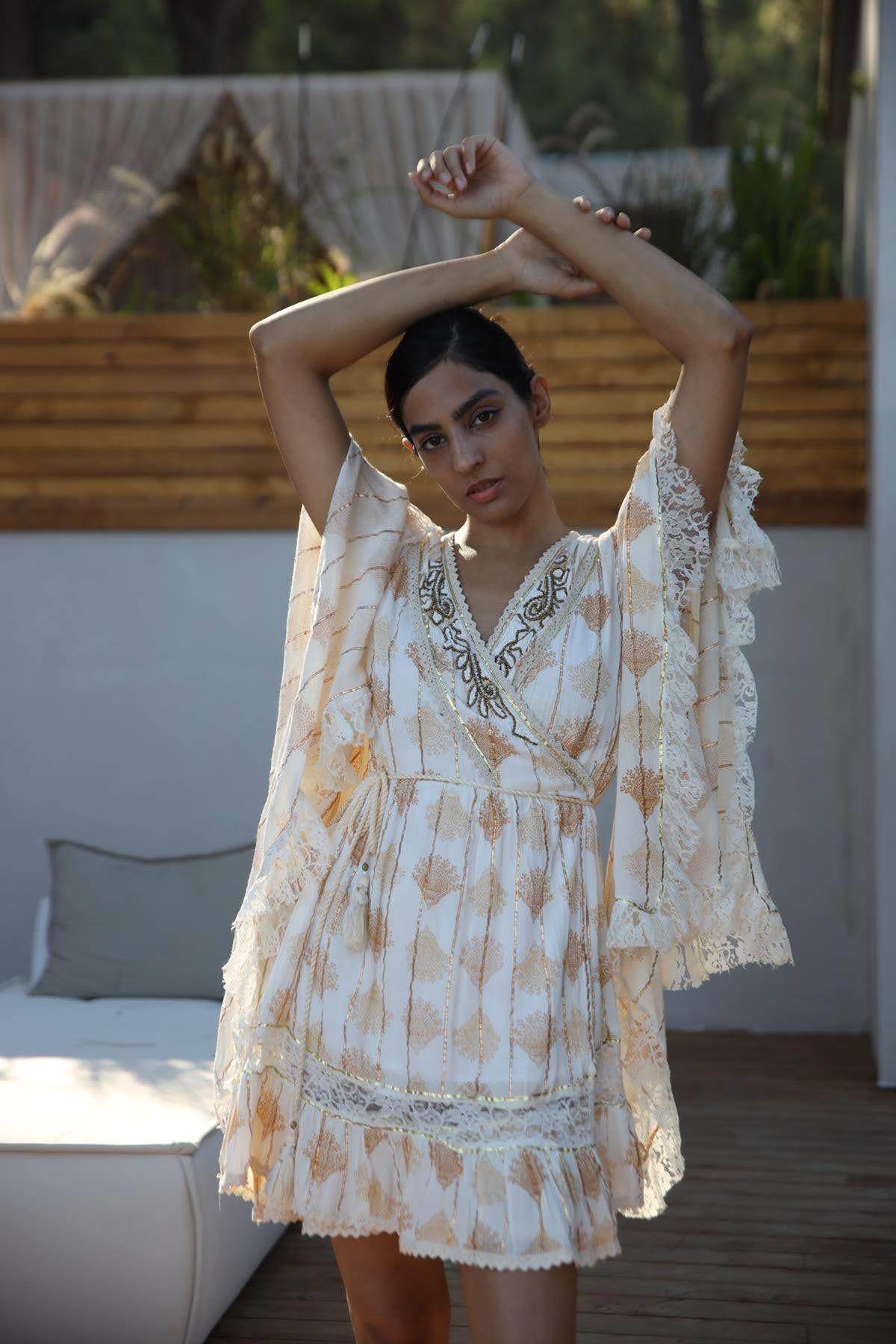 Krem Rengi Boncuk İşlemeli Güpürlü Anvelop Kimono - Şaman Butik Krem Rengi Boncuk İşlemeli Güpürlü Anvelop Kimono