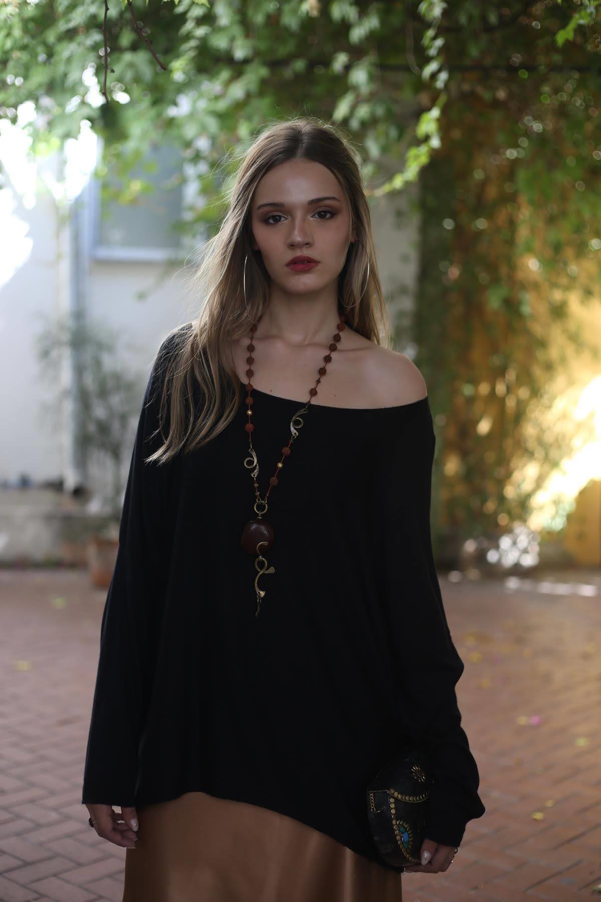 Siyah Salaş Yumuşak Doku Bluz