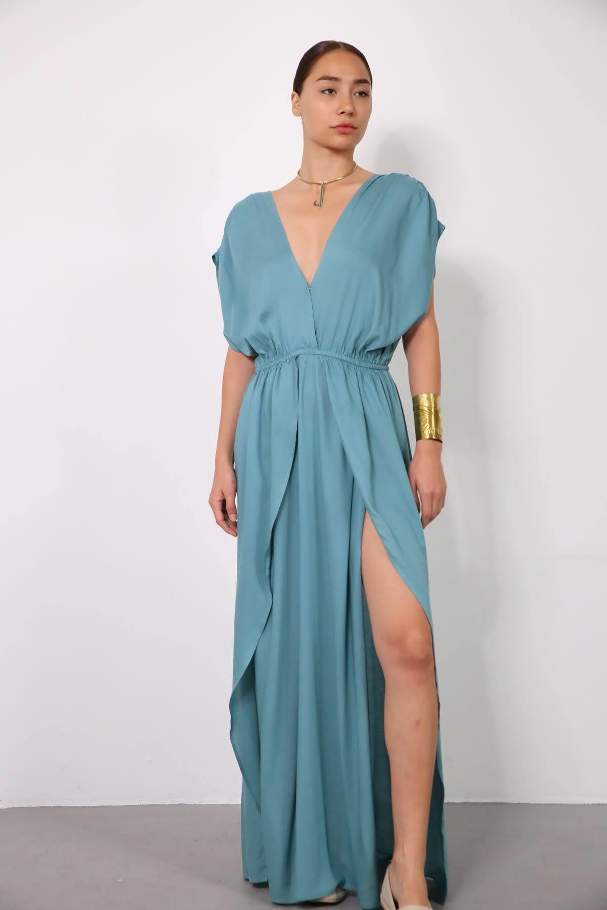 Mint Yeşili Önü Yırtmaçlı Yakası Çıtçıtlı Gipeli Elbise - Şaman Butik Mint Yeşili Önü Yırtmaçlı Yakası Çıtçıtlı Gipeli Elbise