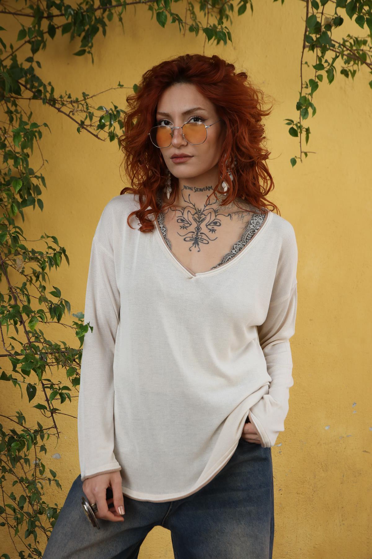 Krem Rengi V Yaka Garnili Merserize Bluz