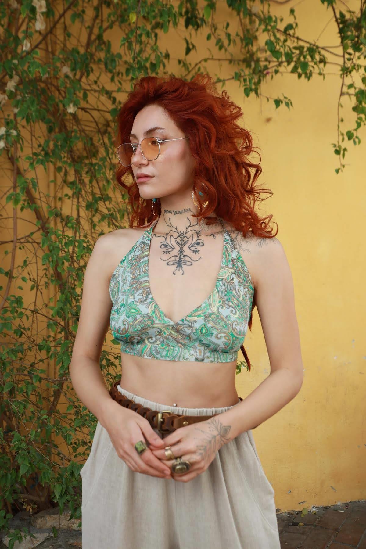 Mint Yeşili Desenli Bağlamalı İpek Crop Bluz