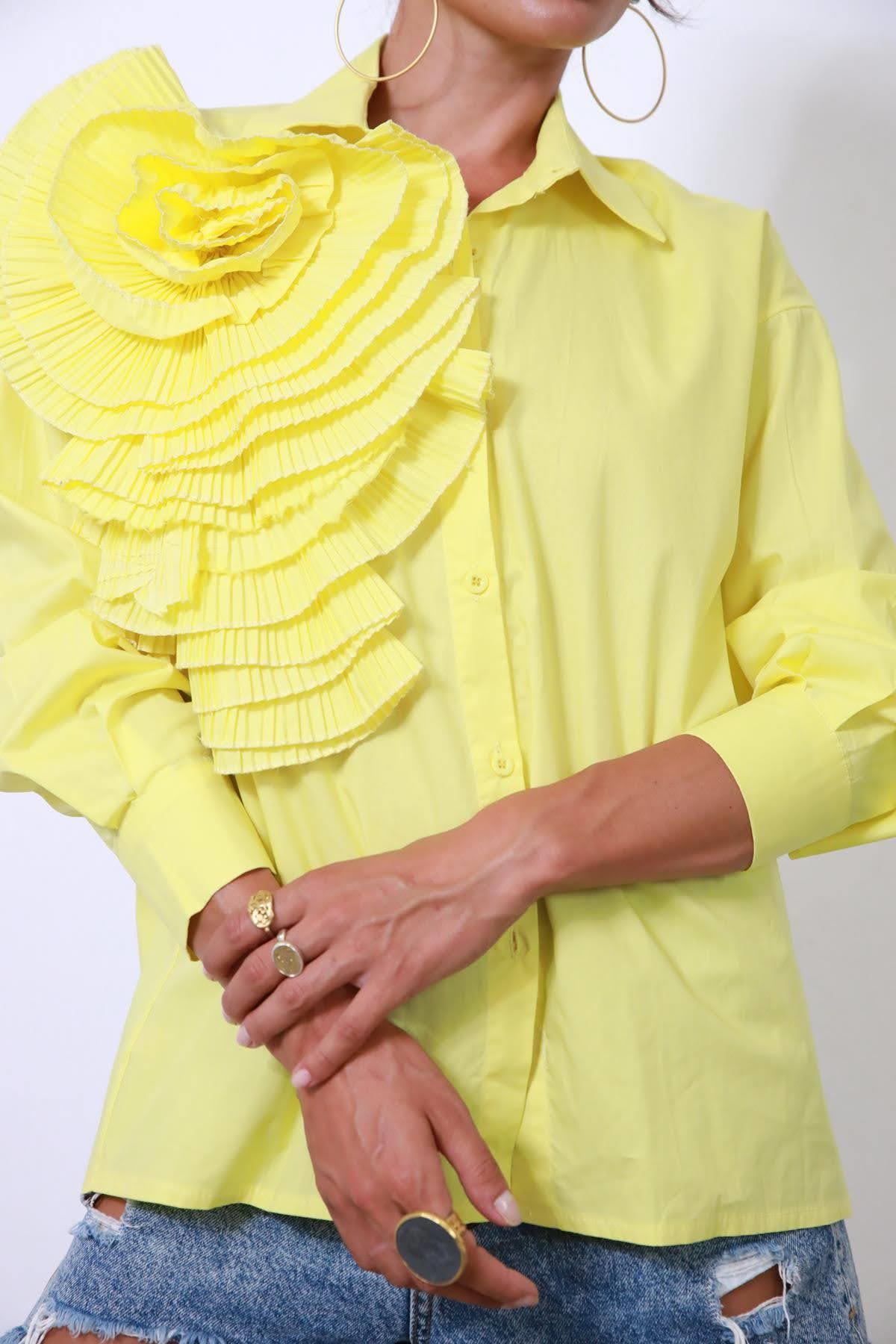  Sarı Parça Çiçek Detaylı Gömlek