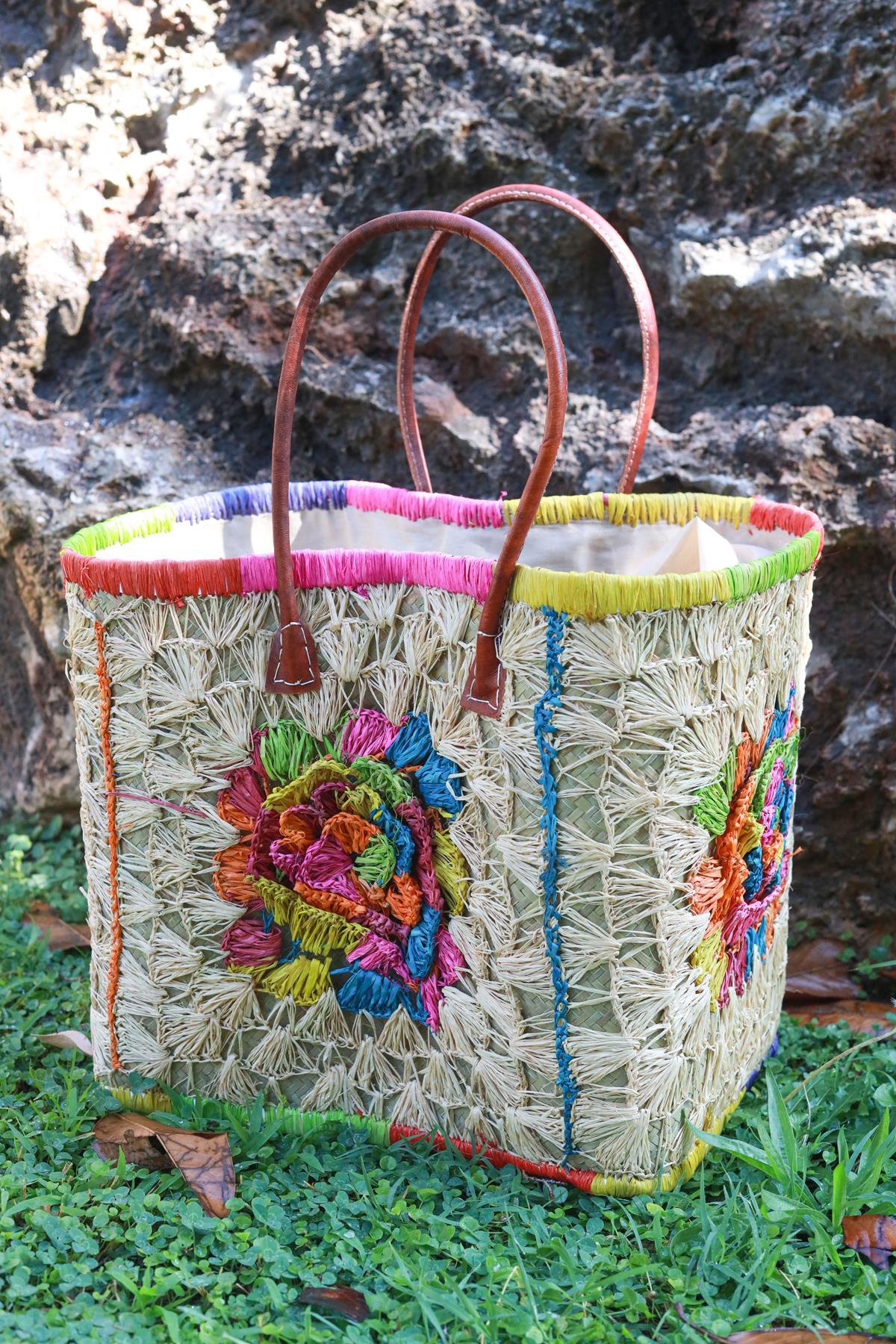 Colorful Floral Patterned Raffia Bag
