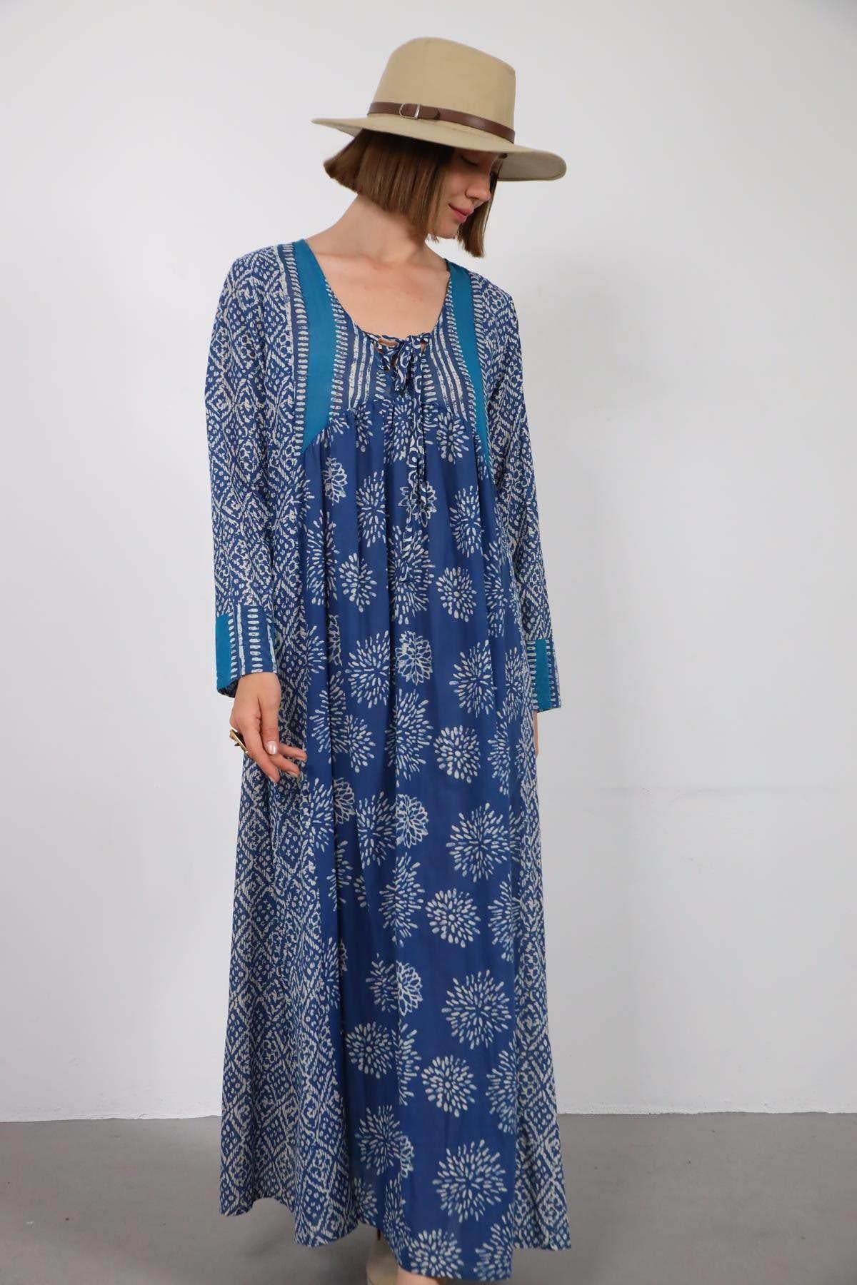 Lacivert Tribal Desen Yakası Bağcıklı Elbise - Şaman Butik Lacivert Tribal Desen Yakası Bağcıklı Elbise