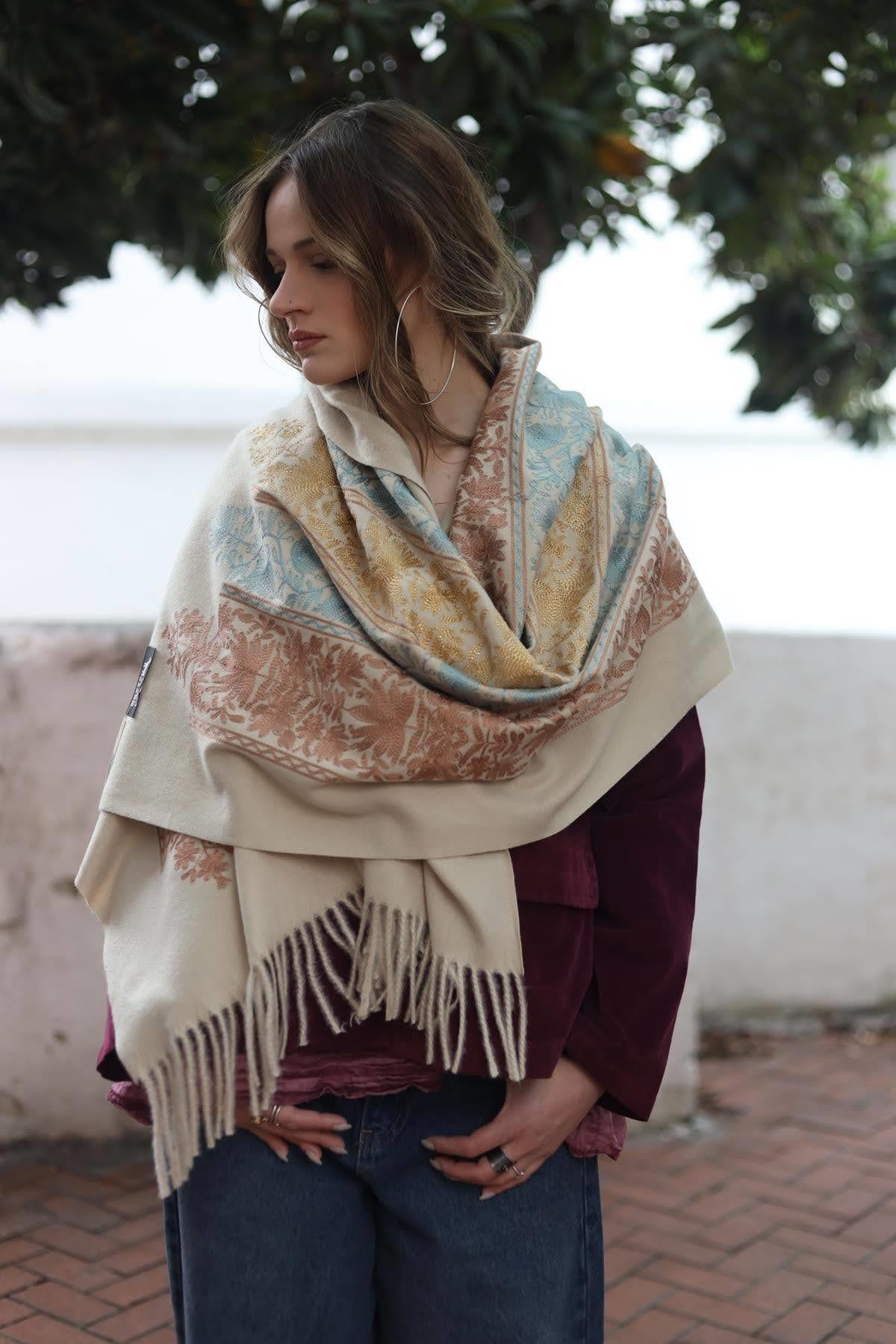 Bej Nakışlı Kaşmir Şal