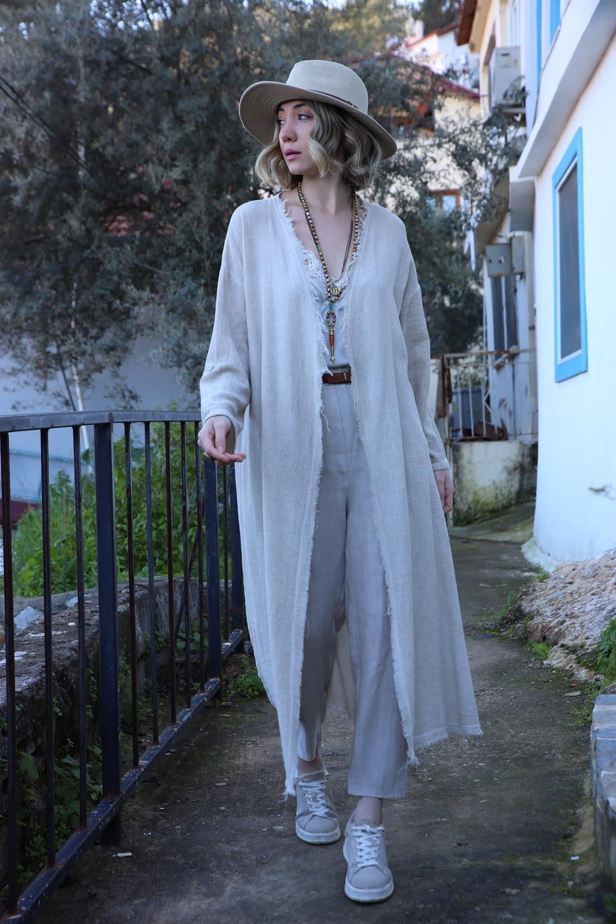 Krem Rengi Saçak Detay Düz Kesim Kaftan - Şaman Butik Krem Rengi Saçak Detay Düz Kesim Kaftan