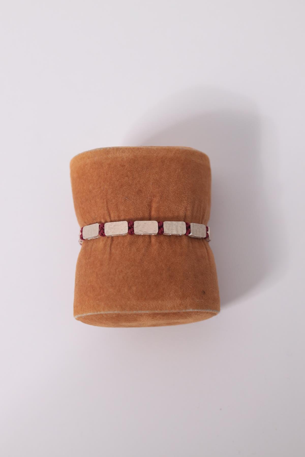 Alloy Madeni Kırmızı İpli El Yapımı Bileklik