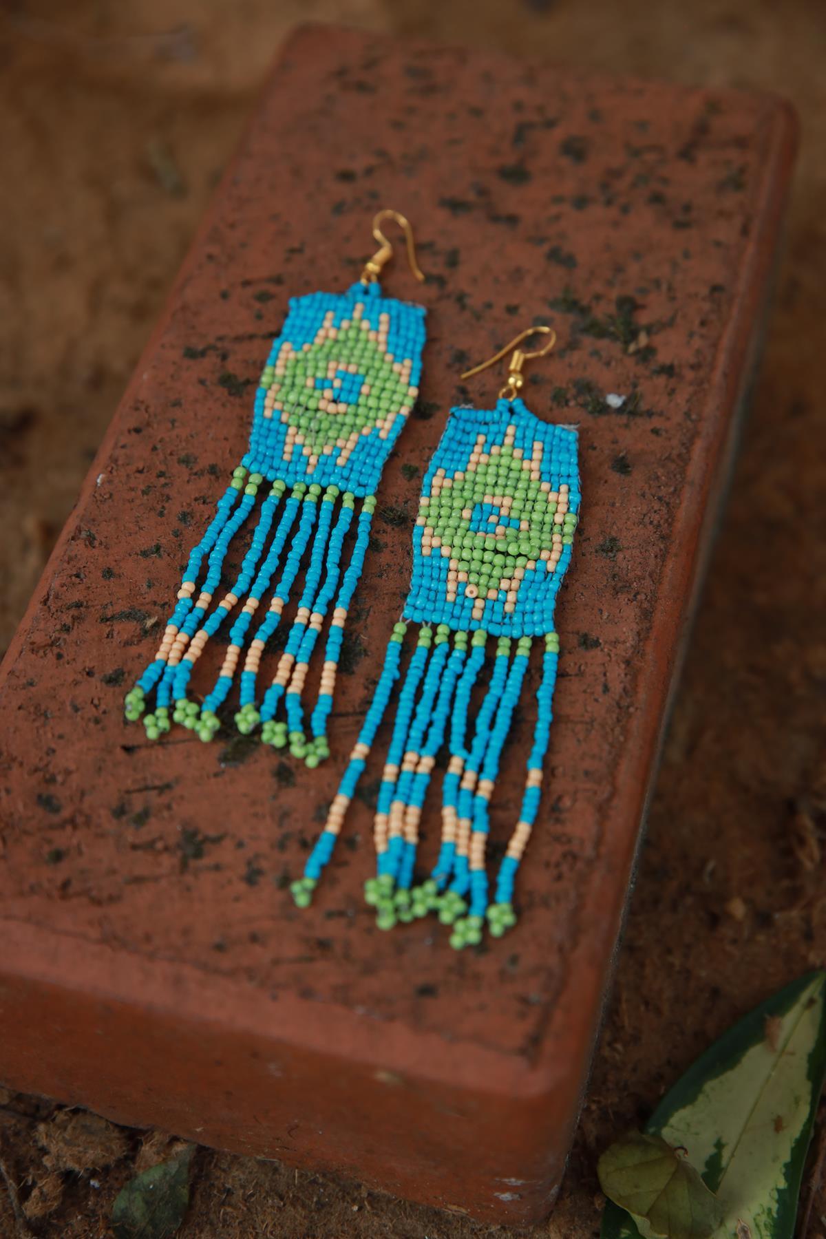 Geometrik Şekilli Renkli Tasarım Küpe