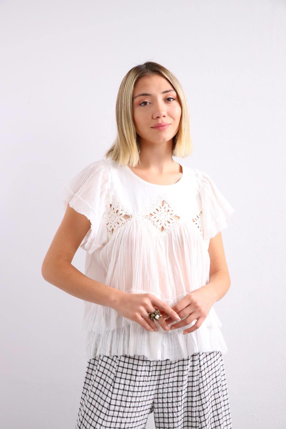 Beyaz Güpür Detaylı Kat Kat Pamuk Bluz - Şaman Butik Beyaz Güpür Detaylı Kat Kat Pamuk Bluz