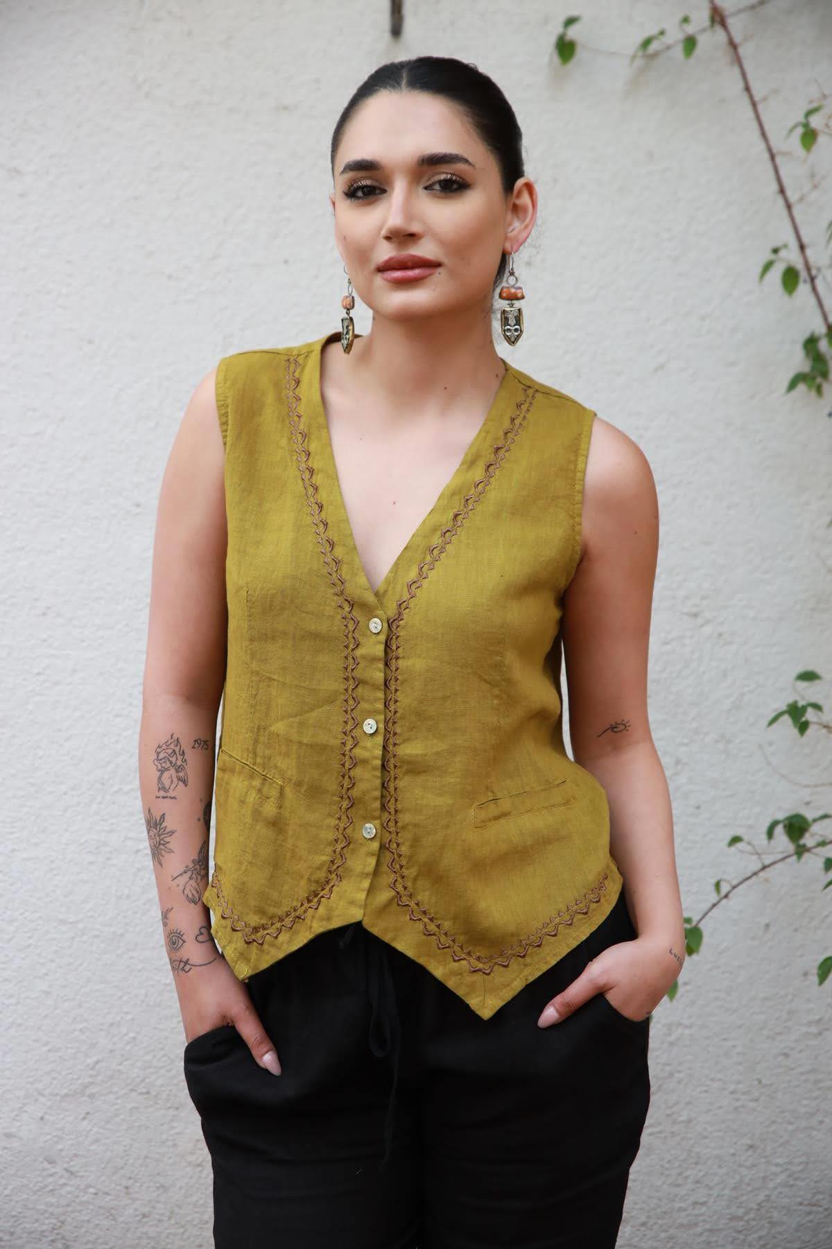 Yağ Yeşili İşlemeli Keten Yelek