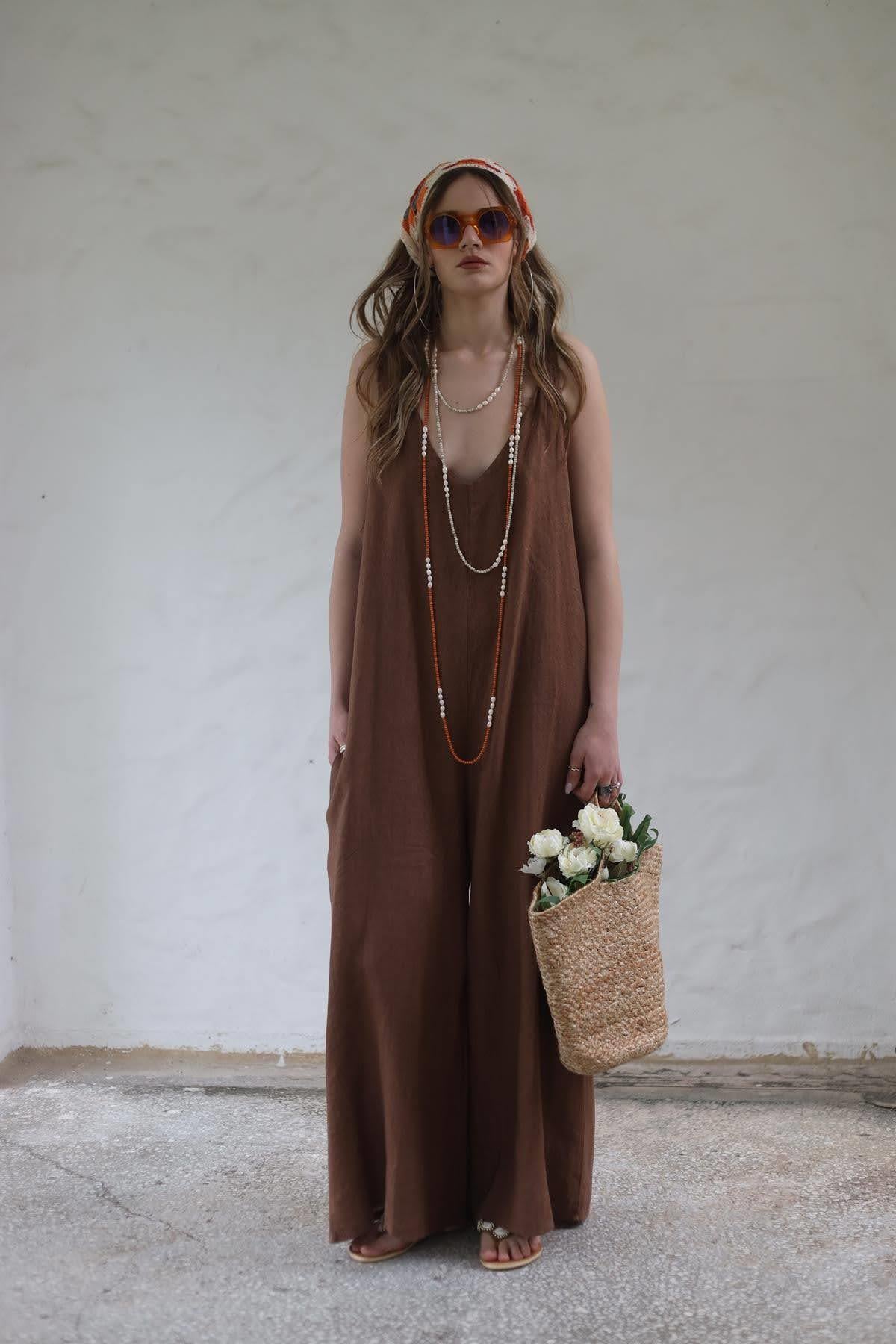 Tarçın Rengi V Yaka Arkadan Bağlamalı Keten Tulum