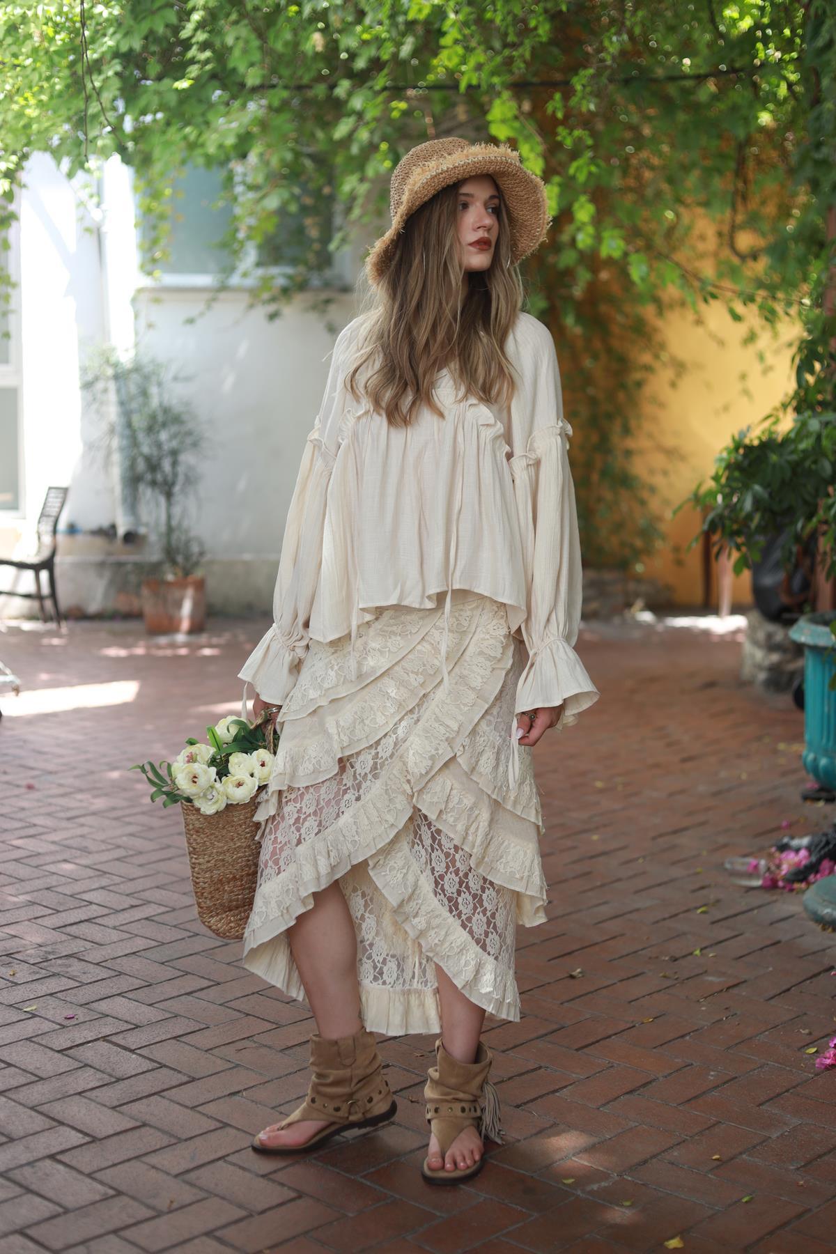 Cream Color Wrap Layered Lace Skirt