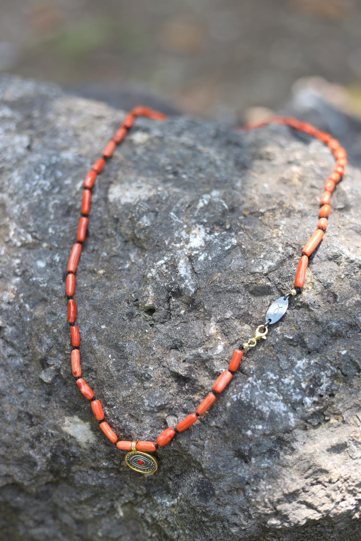 Eye Detailed Long Coral Silver Necklace
