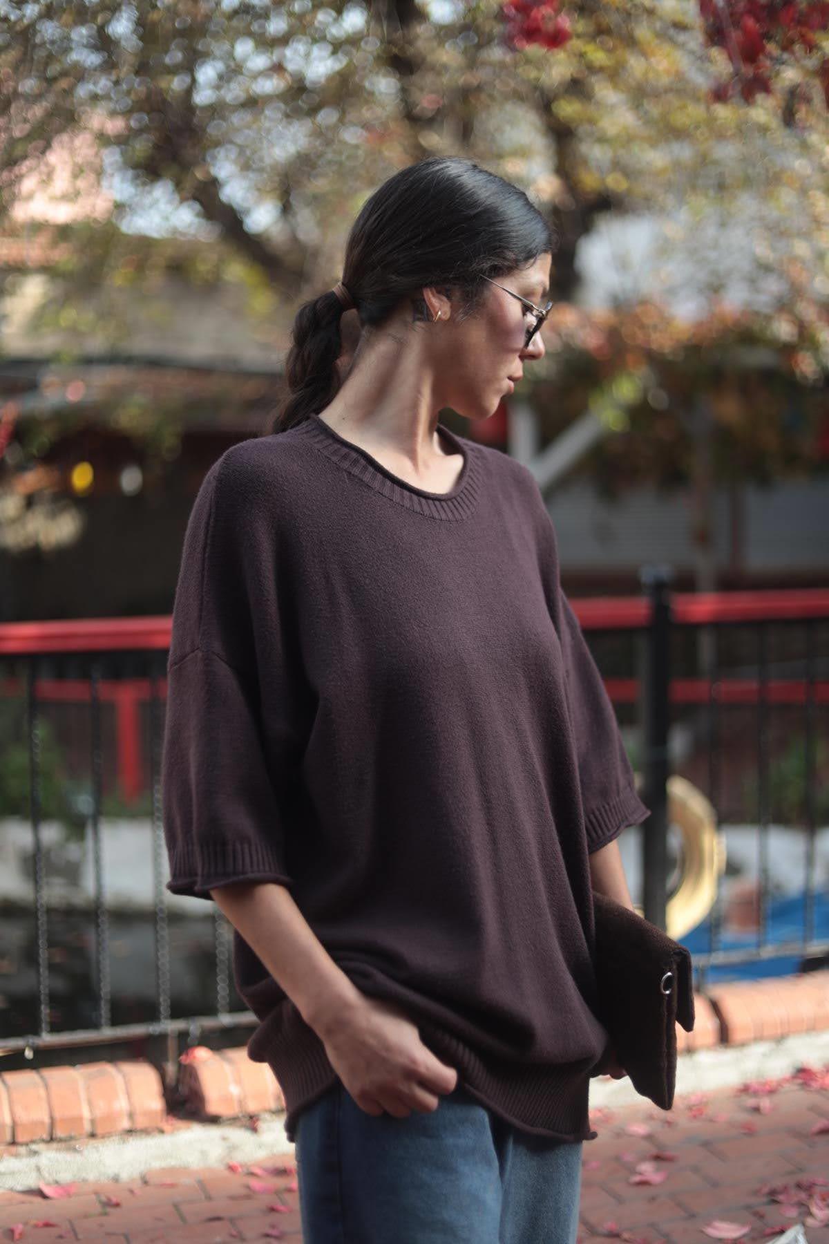 Kahverengi Sosis Yaka Yumuşak Doku Bluz