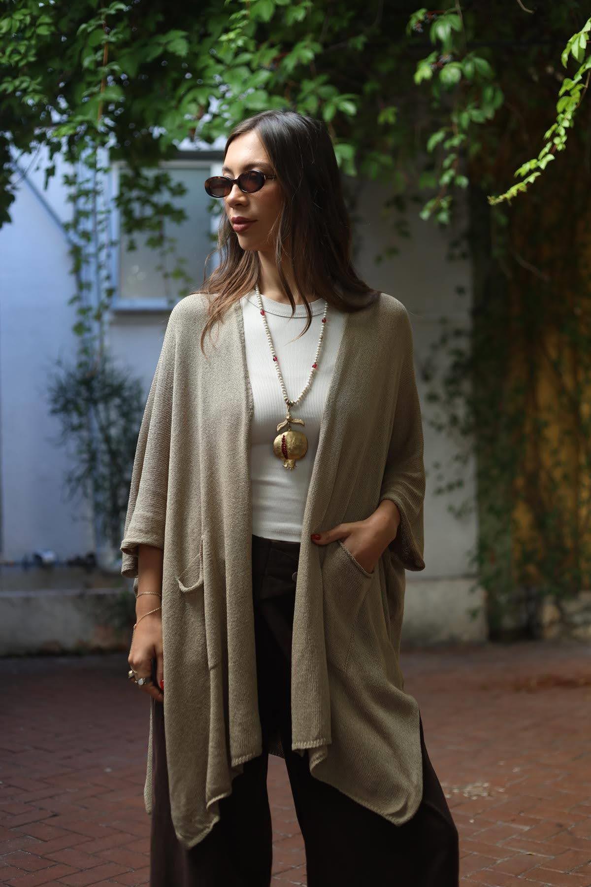 Vizon Rengi Yanları Yırtmaçlı Cepli Triko Hırka