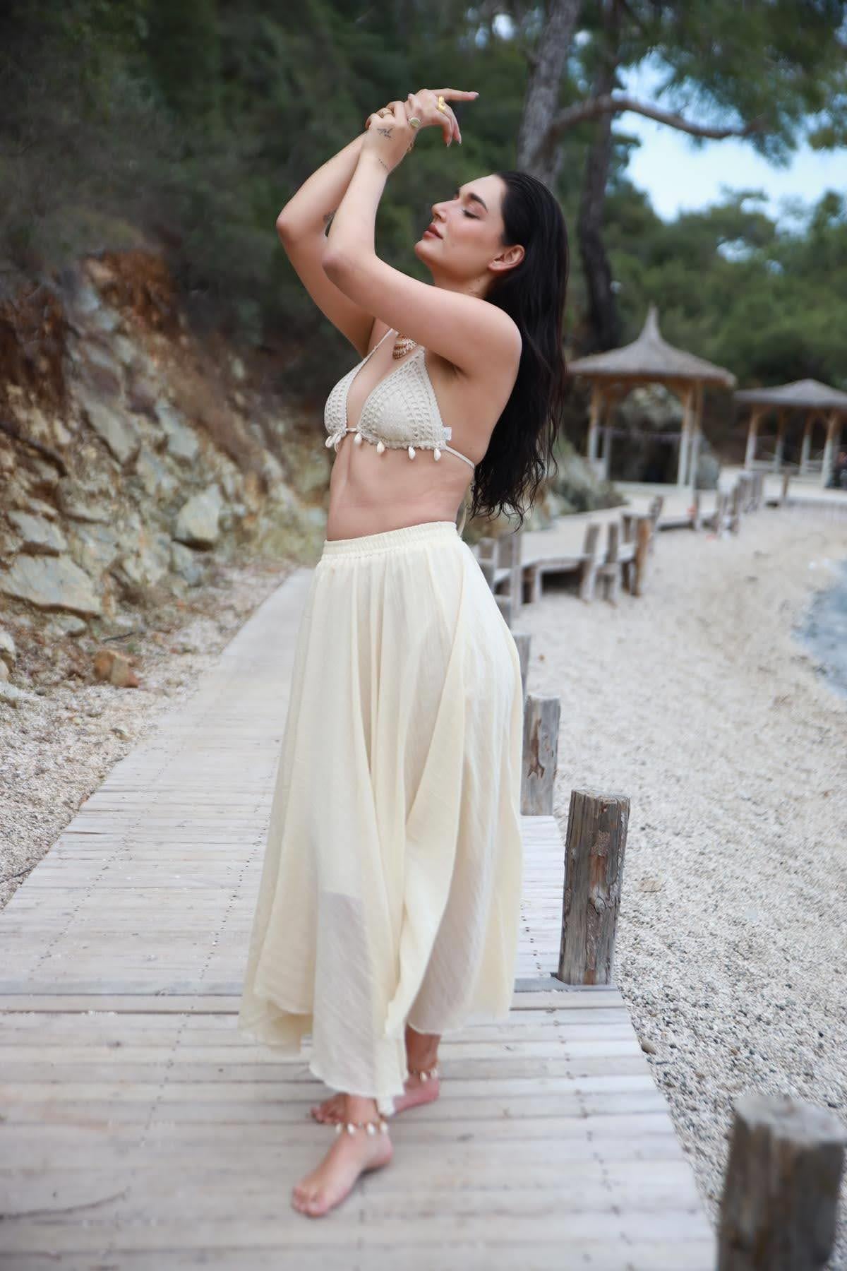 Krem Rengi Beli Lastikli Bohem Etek