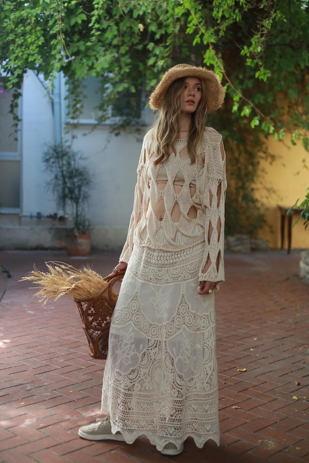 Krem Rengi Baklava Desen Ajurlu Lase Bluz