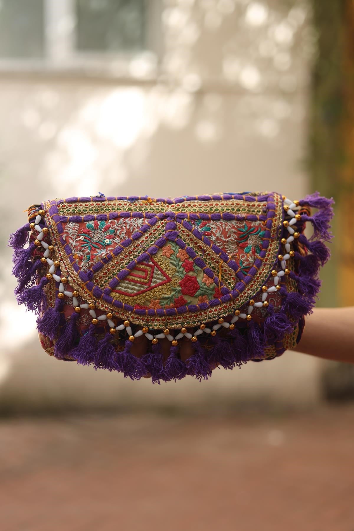 Mor Boncuk İşlemeli Zarf Çanta