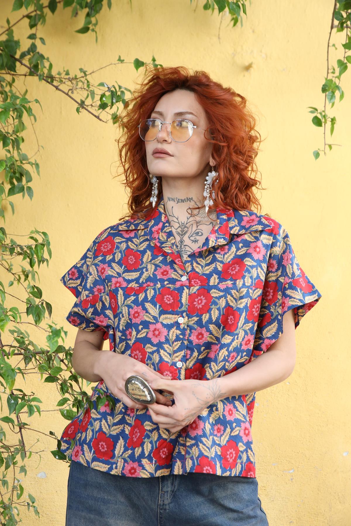 Navy Blue Floral Patterned Stitch Detailed Sleeveless Shirt