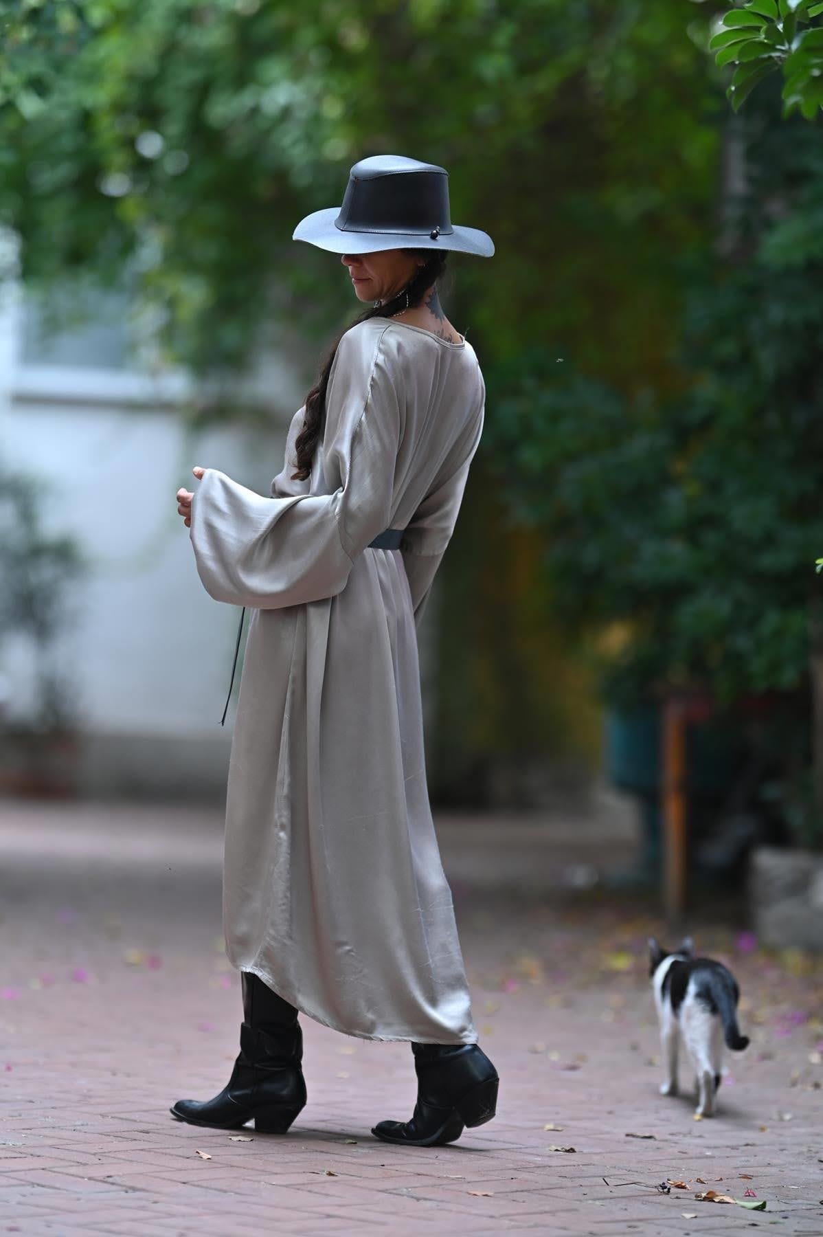 Vizon Rengi Önü Büzgülü Saten Elbise