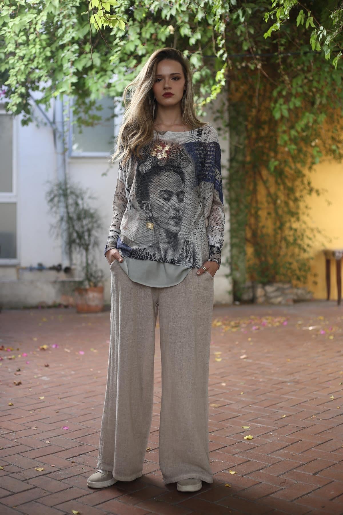 Beyaz Frida Desenli File Triko Bluz
