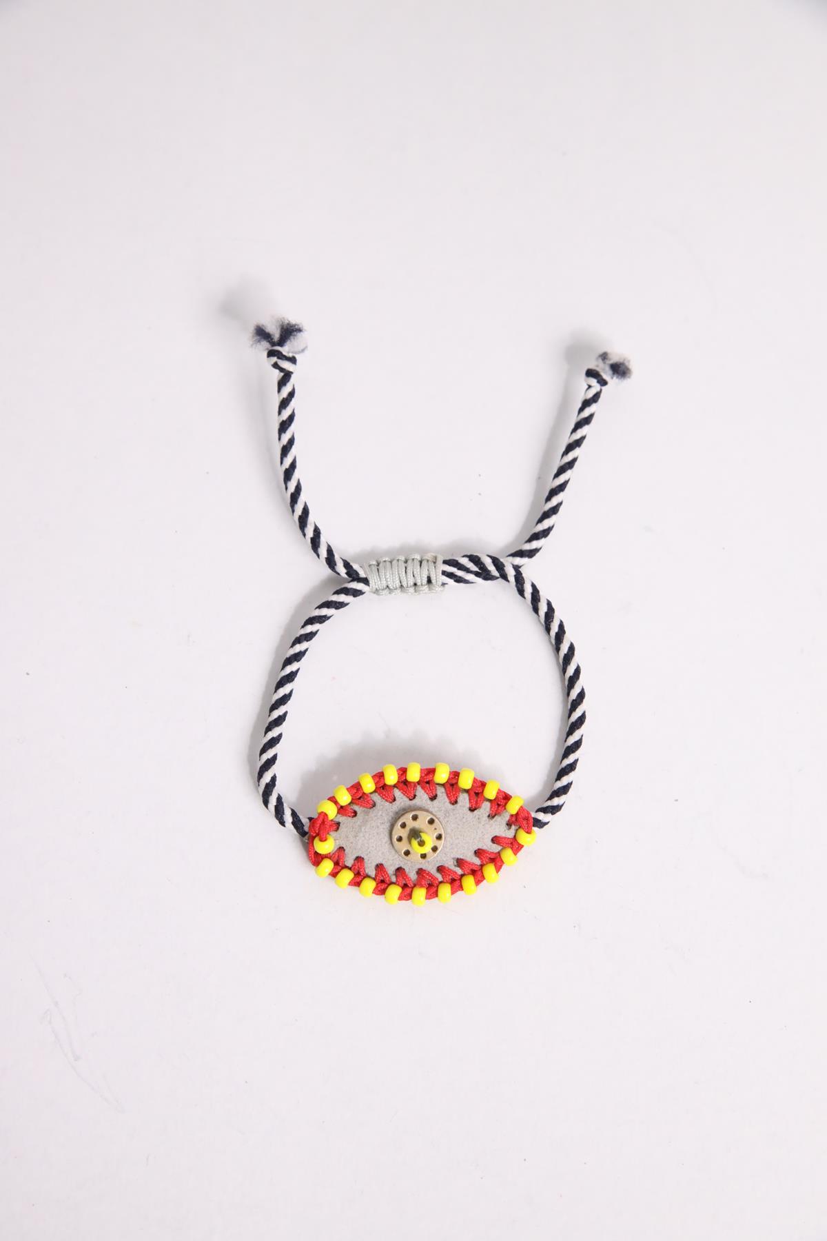 Gri Keçe Tabanlı Gümüş Parçalı Bileklik