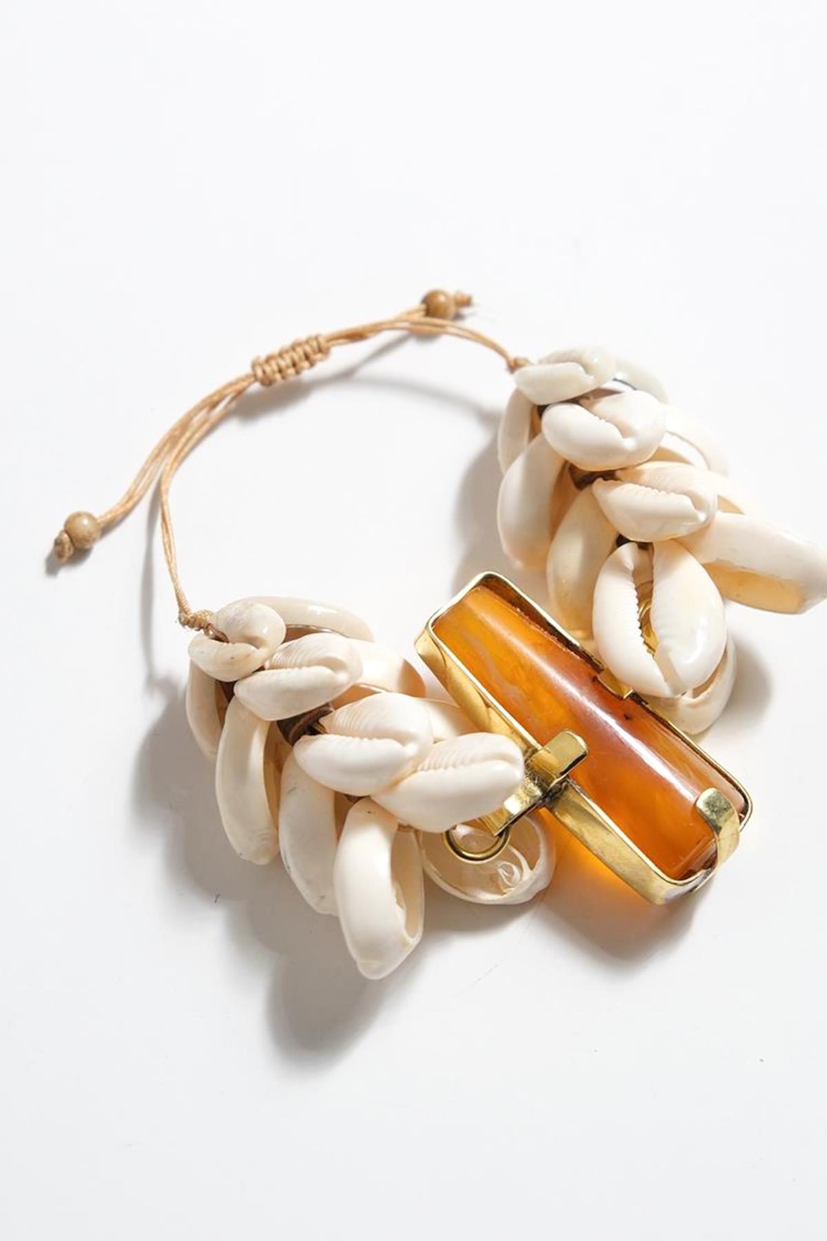 Deniz Kabuklu Renklendirilmiş Reçine Tasarım Bileklik - Şaman Butik Deniz Kabuklu Renklendirilmiş Reçine Tasarım Bileklik