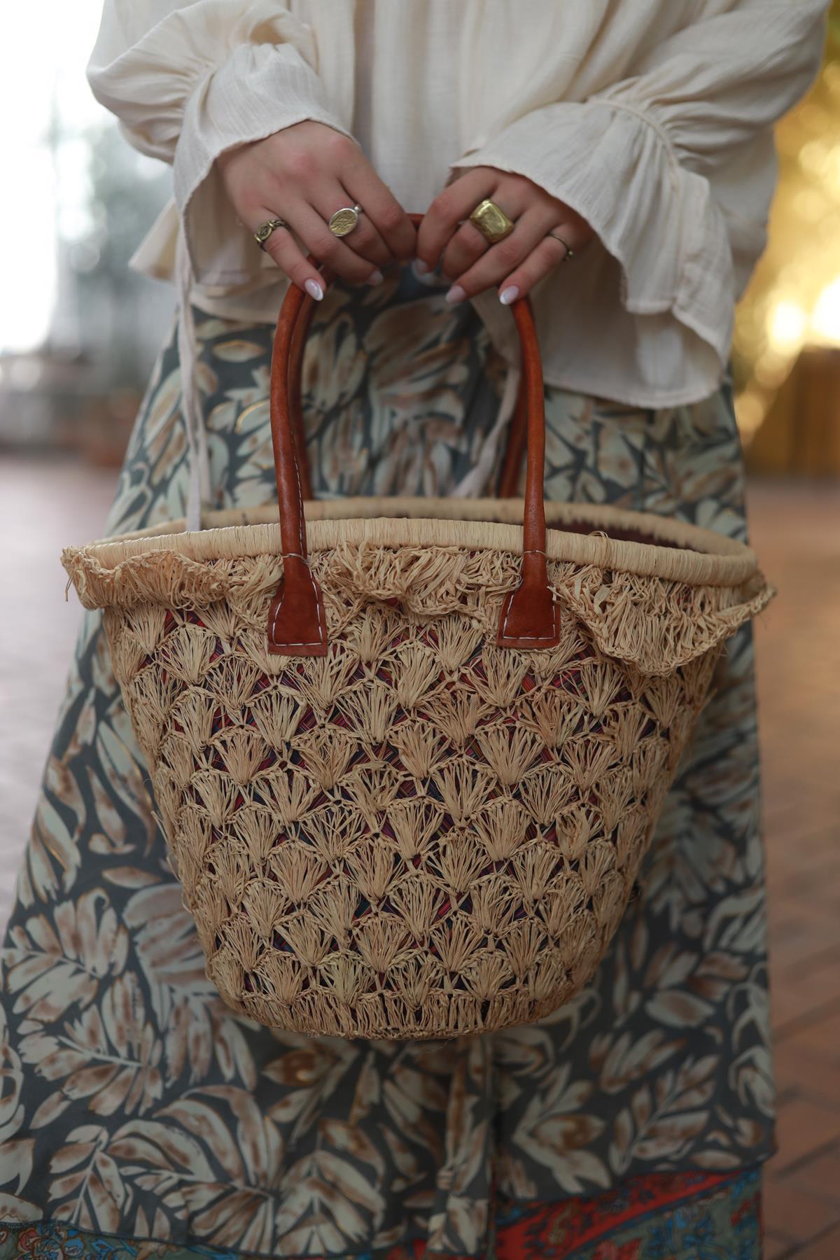 Woven Straw Bag with Leather Handle