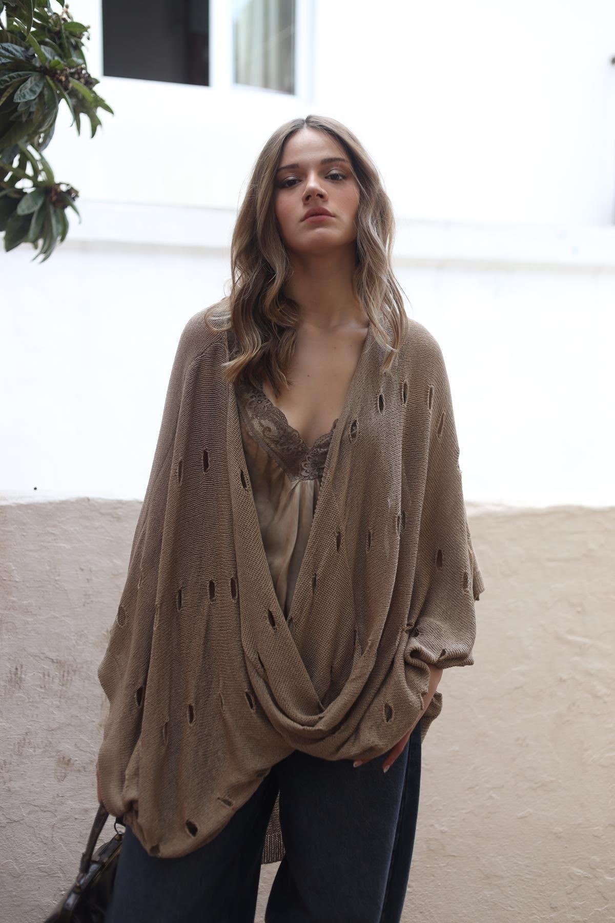 Vizon Rengi Delikli Önü Çapraz Tunik