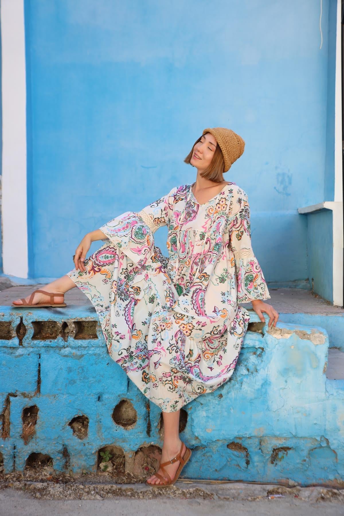 Ekru Çiçek Desenli Güpür Detaylı Volanlı Elbise - Şaman Butik Ekru Çiçek Desenli Güpür Detaylı Volanlı Elbise