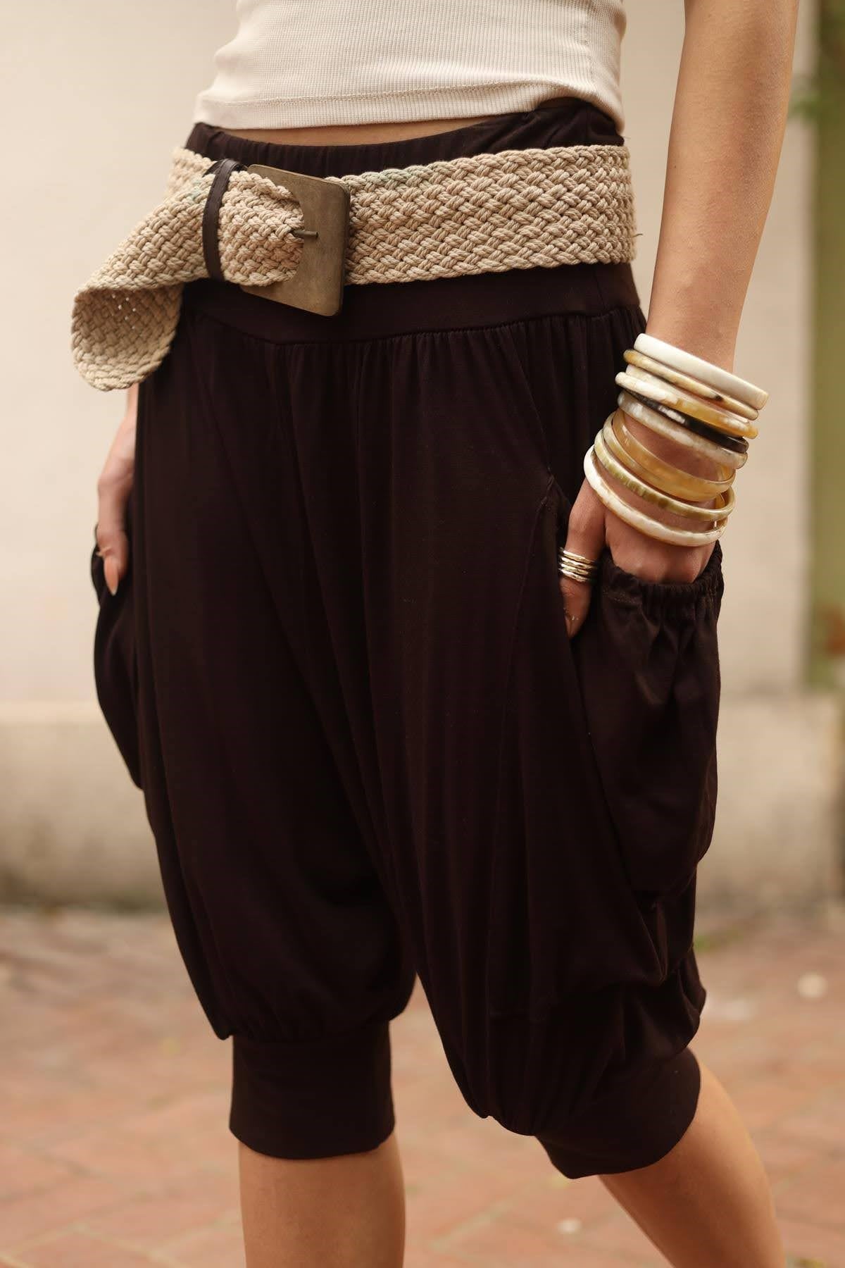 Kahverengi Lastikli Cepli Kısa Penye Şalvar