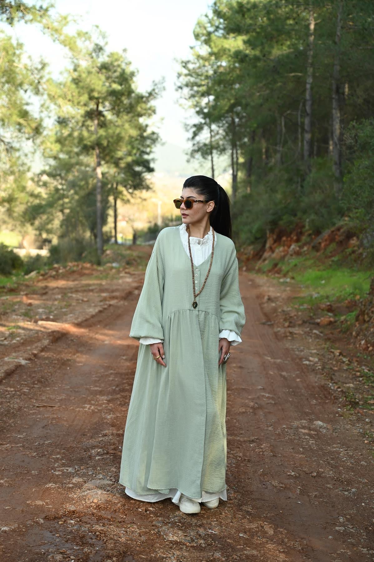 Mint Yeşili Yakası Fırfırlı Müslin Maxi Elbise
