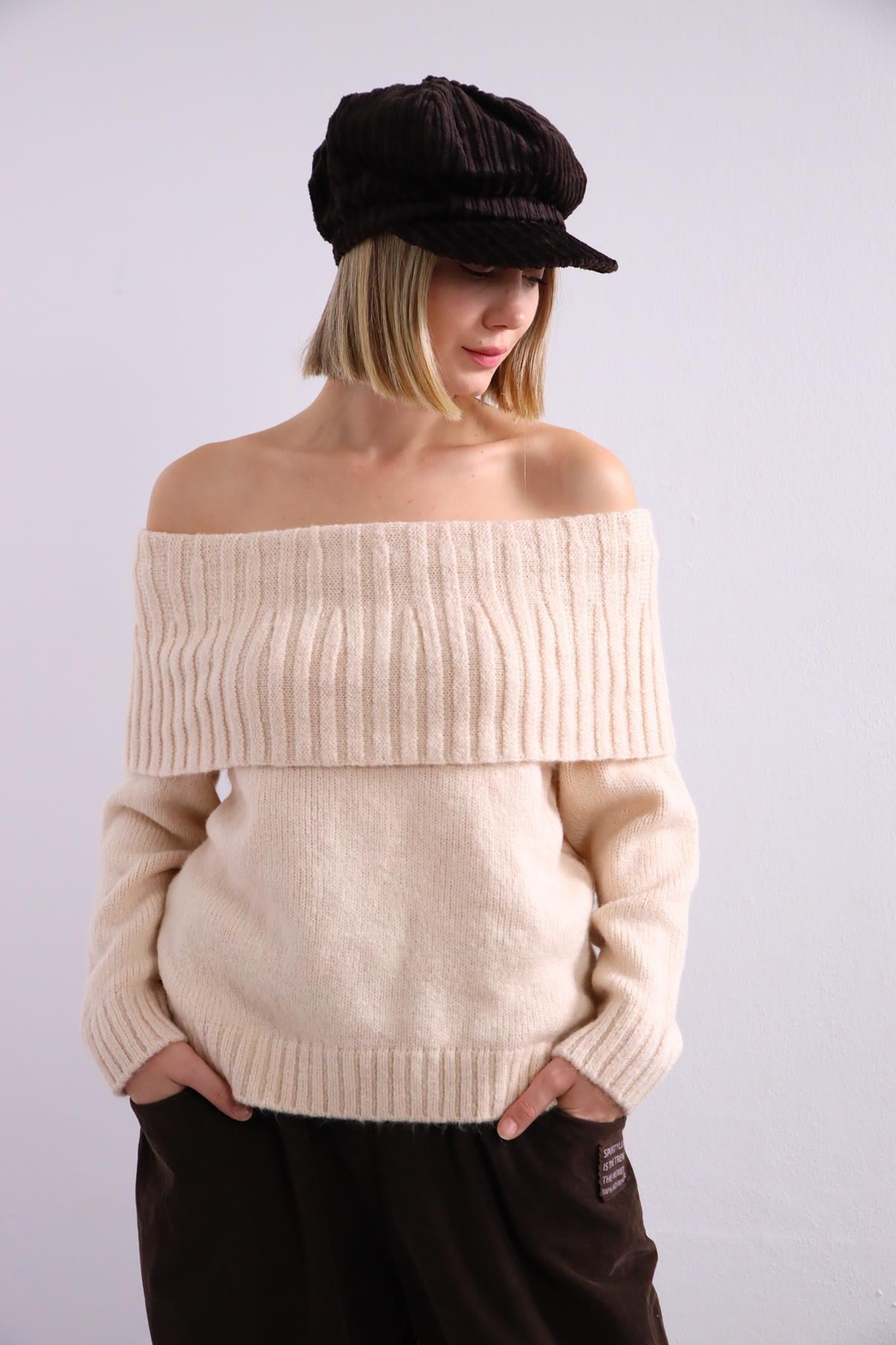 Krem Rengi Şal Yaka Crop Kazak - Şaman Butik Krem Rengi Şal Yaka Crop Kazak