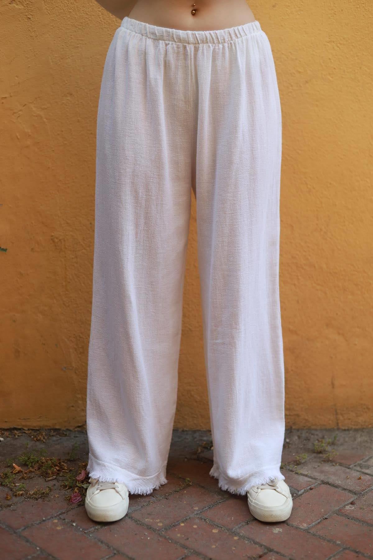 Beyaz Paçası Püsküllü Soft Keten Pantolon