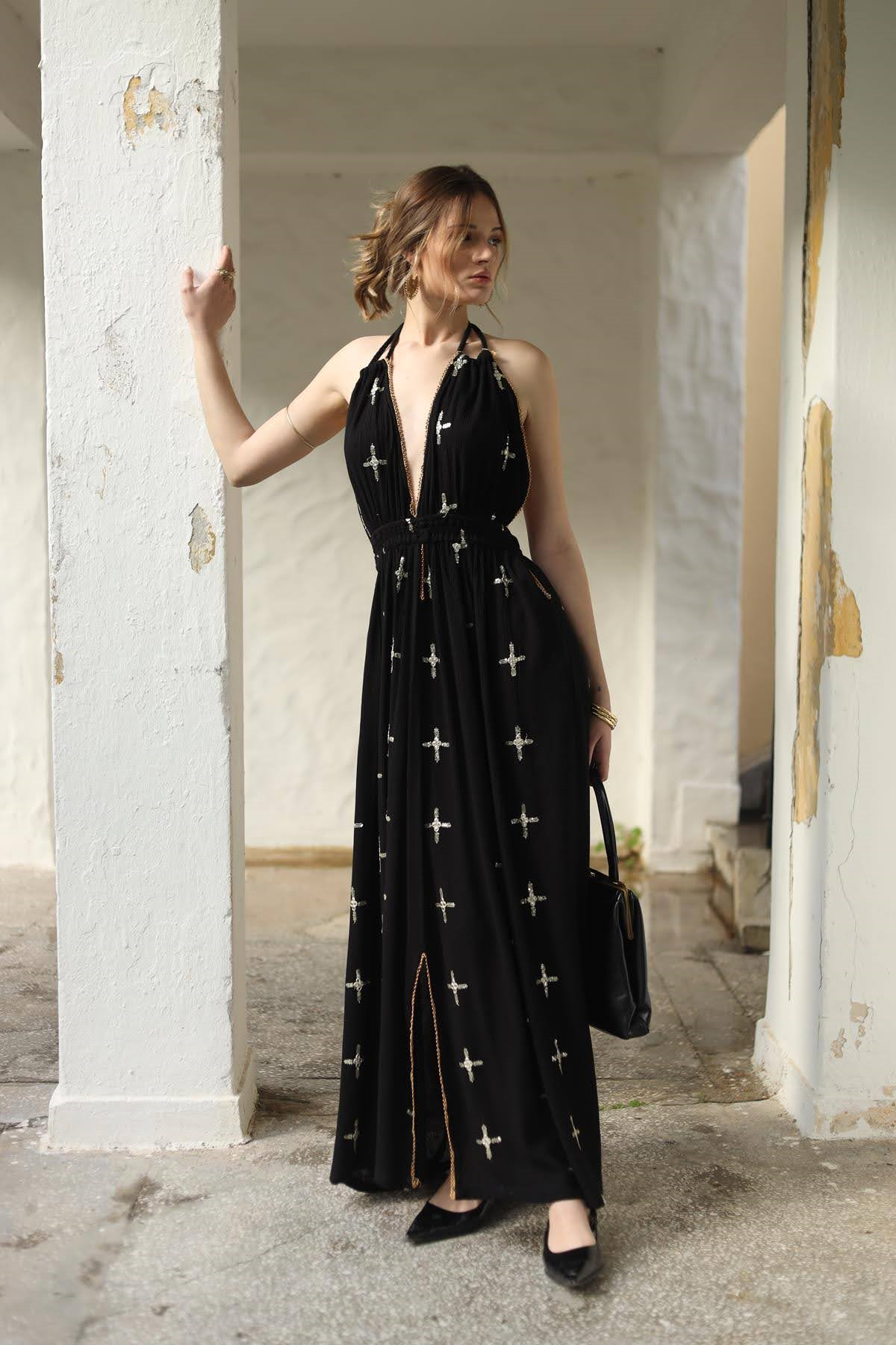 Siyah Pullu Ayna Detaylı Örgü Askılı Elbise