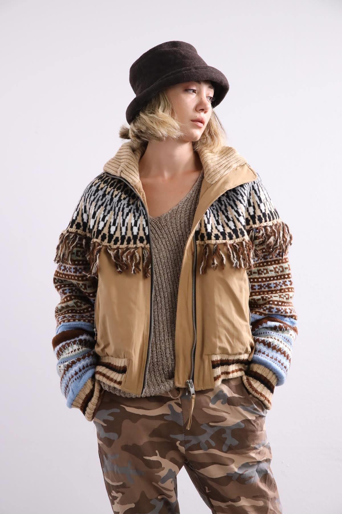  Camel Rengi Desenli Bomber Ceket