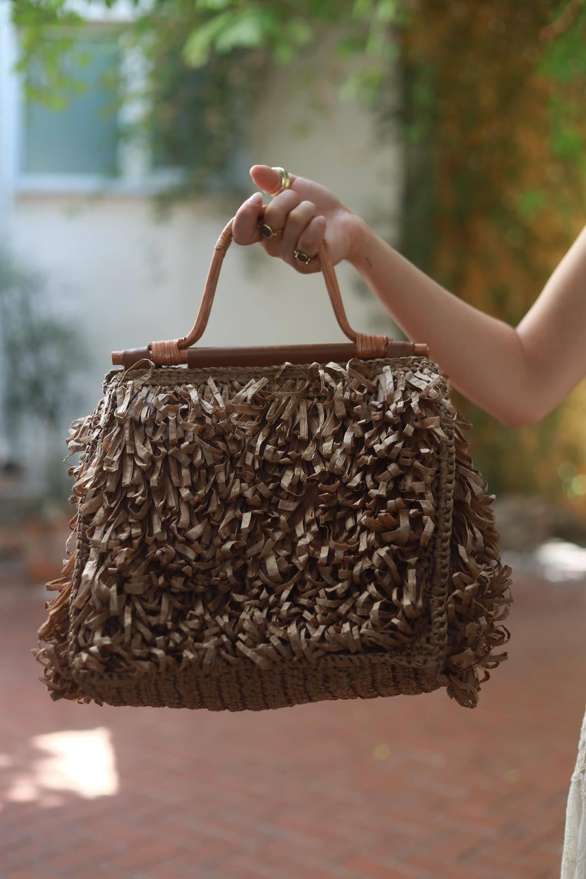 Sand Color Raffia Tassel Design Bag