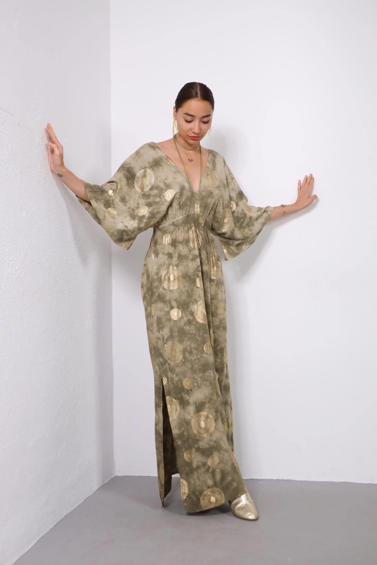 Haki Altın Varaklı Beli Gipeli Yağ Yıkama Elbise - Şaman Butik Haki Altın Varaklı Beli Gipeli Yağ Yıkama Elbise