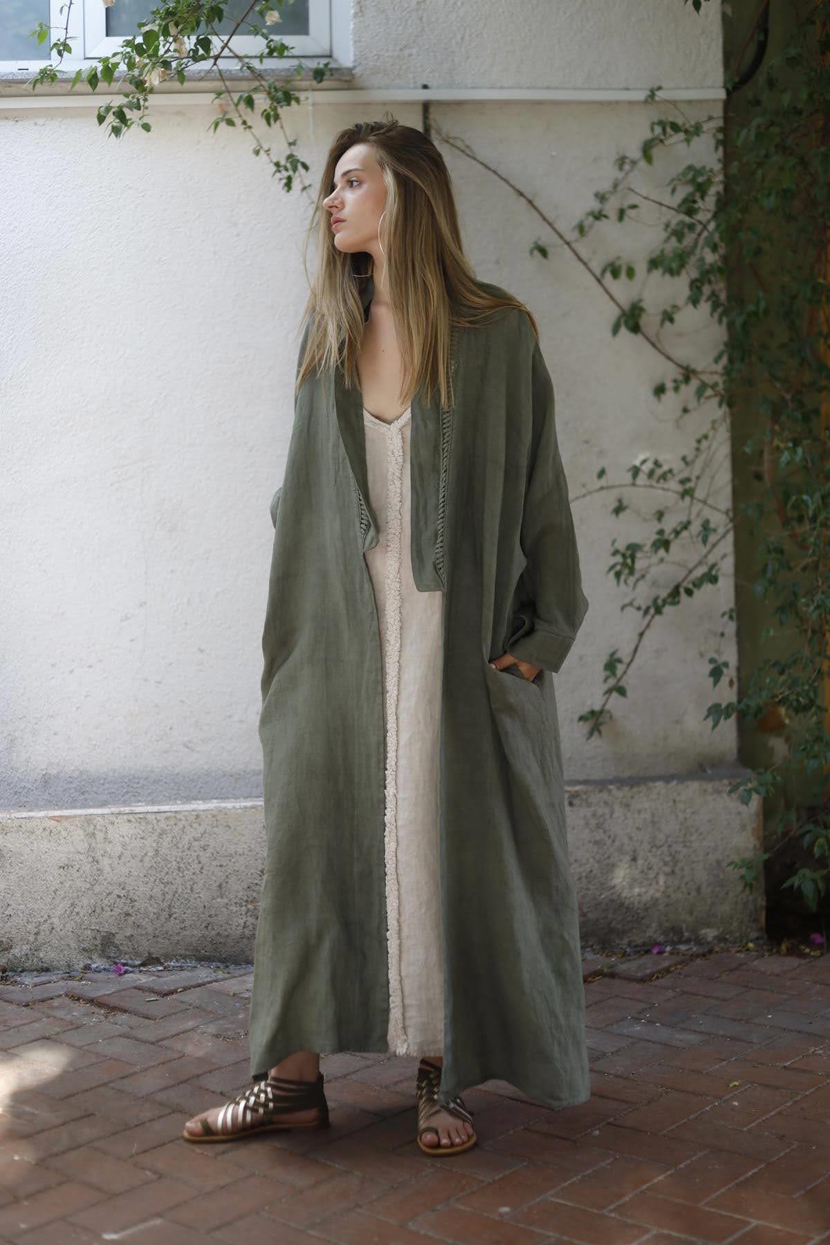 Haki Yaka Detaylı Keten Kaftan