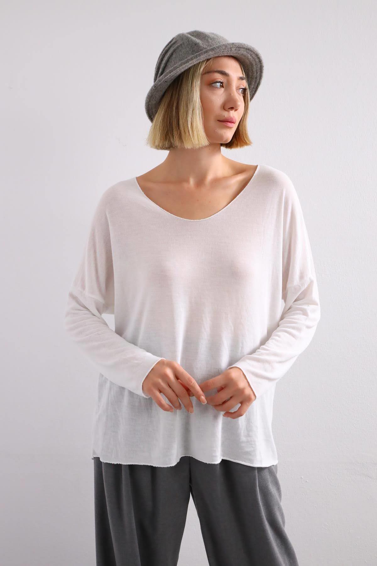 Beyaz Yakası Simli Triko Bluz - Şaman Butik Beyaz Yakası Simli Triko Bluz