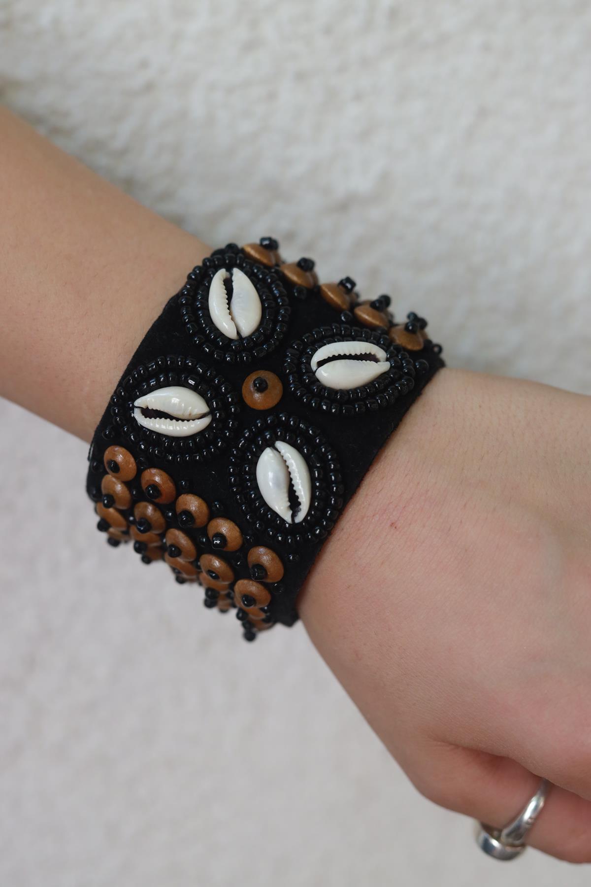 Deniz Kabuğu Detaylı Ahşap Bileklik