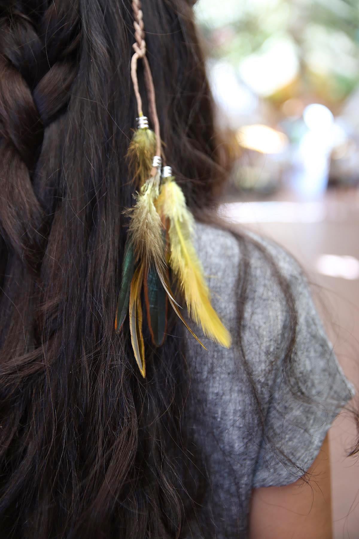 Sarı Tüylü Saç Tokası - Şaman Butik Sarı Tüylü Saç Tokası