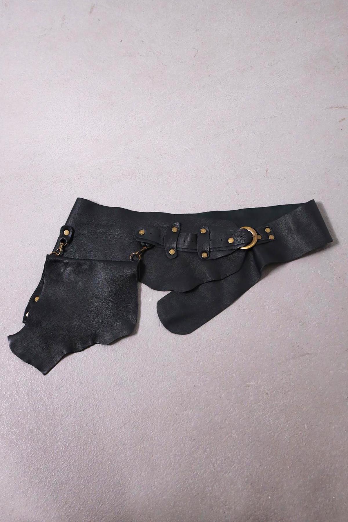 Siyah Cepli Deri Kemer - Şaman Butik Siyah Cepli Deri Kemer