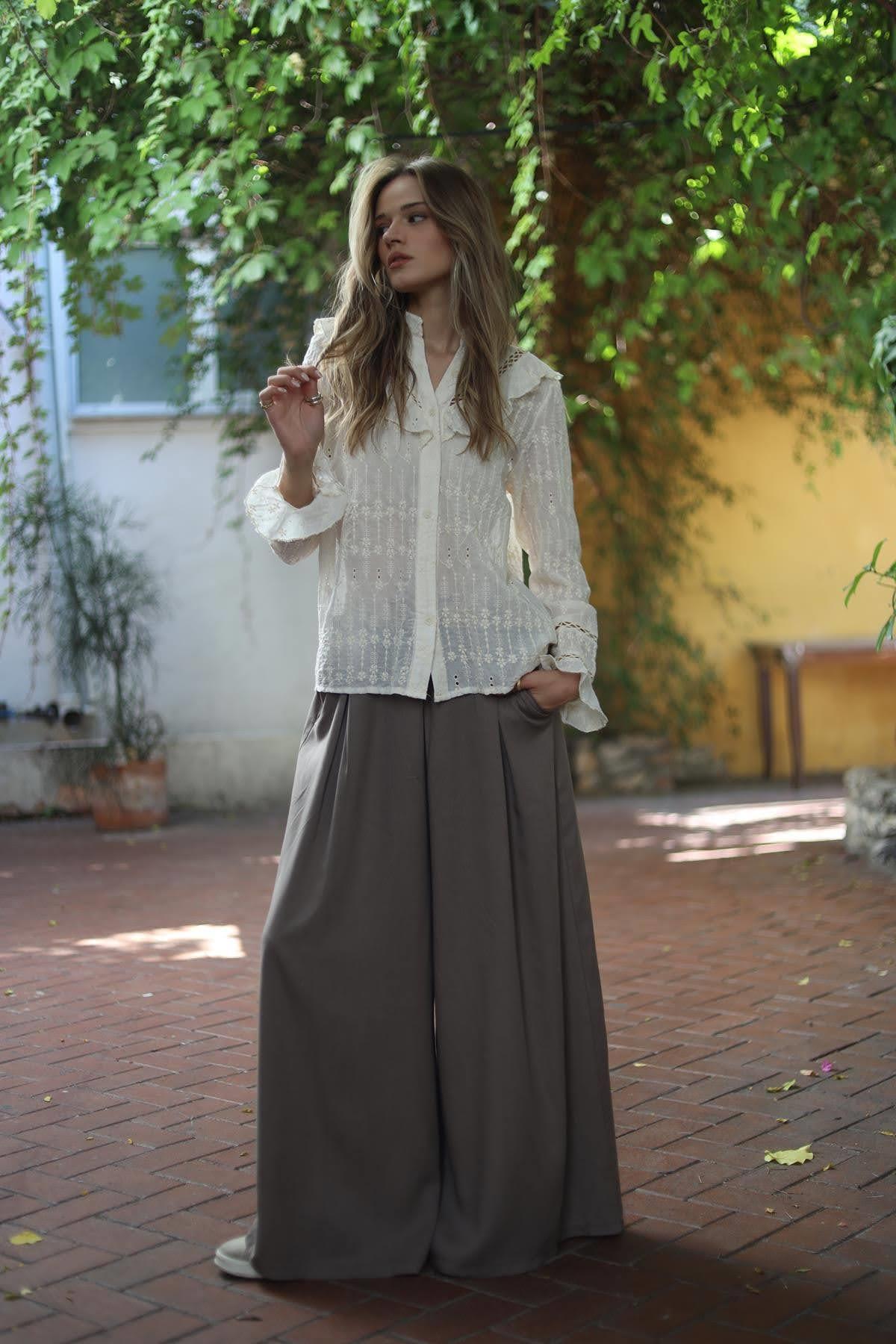 Cream Color Flounce Collar Lace Shirt